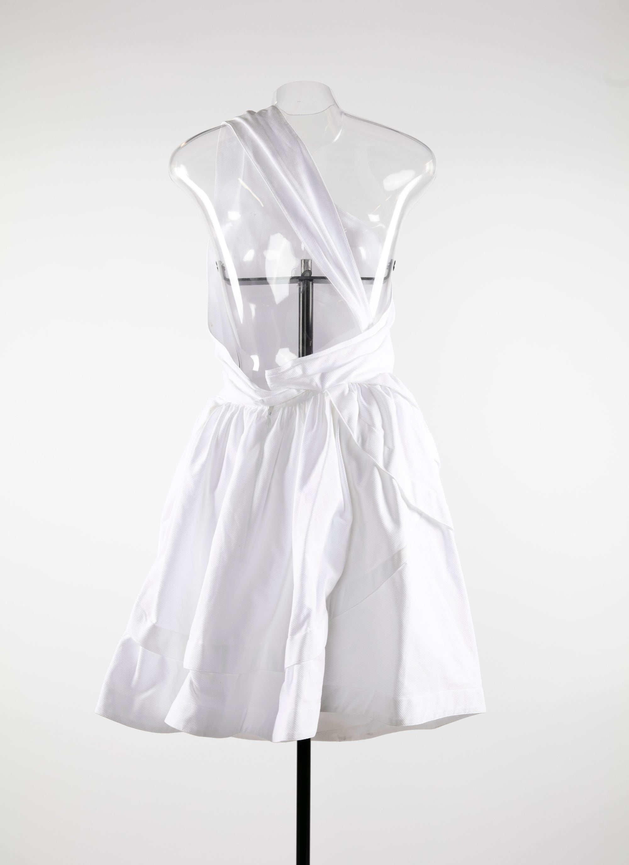 Robe asymétrique cintrée à la taille - Blanc intense