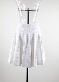 Short flared skirt with geometric pattern - White