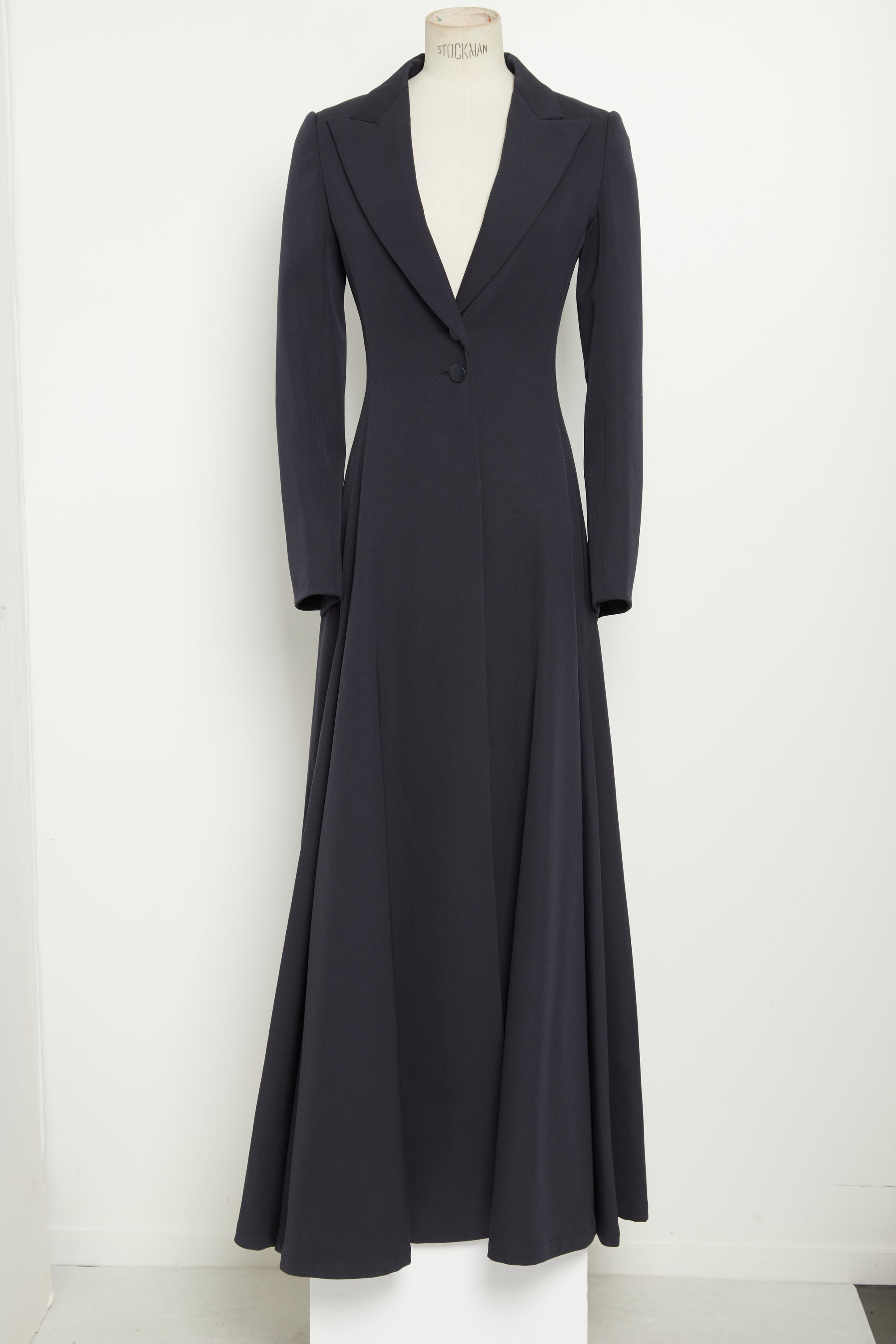 Long fitted and flared coat in wool - Night