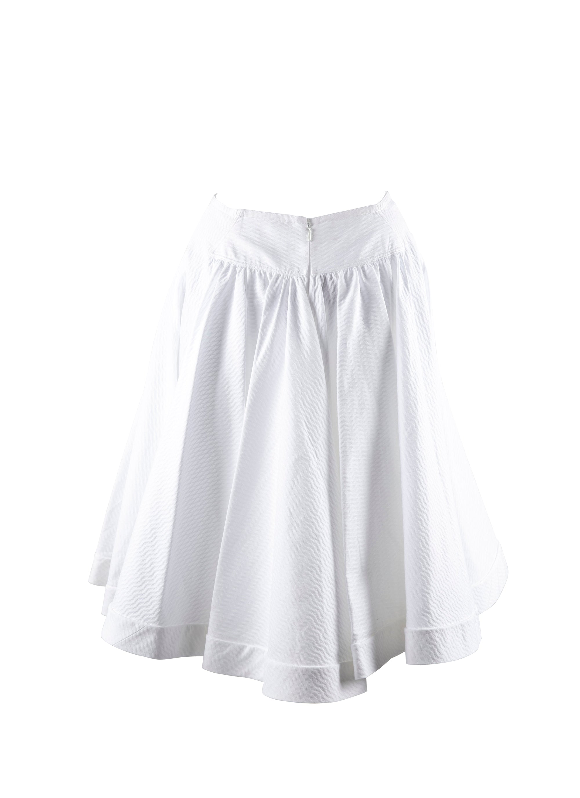 Plain short flared skirt with details - White