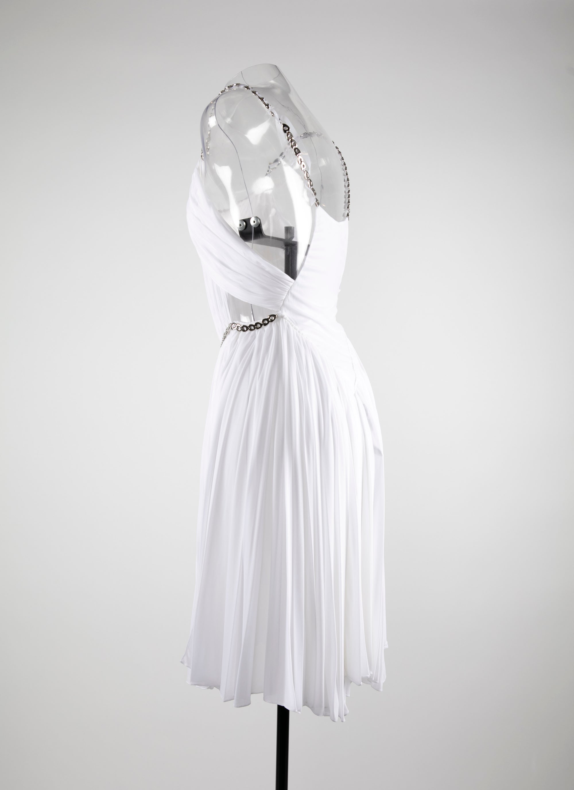 Short dress with heart embellished straps and belt - White iridescent