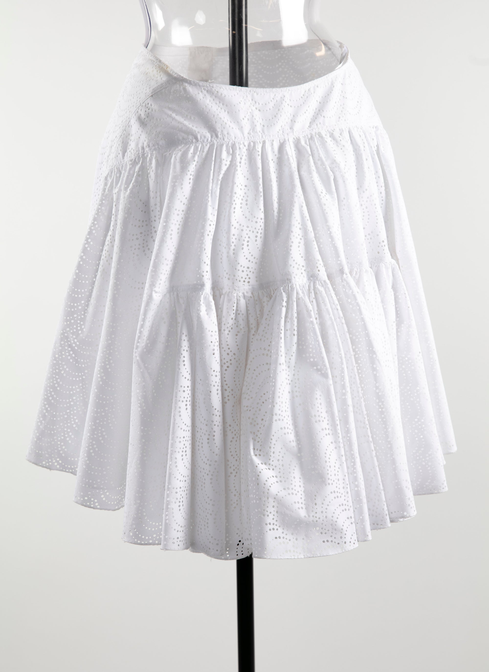 Buttoned openwork skirt without lining - White