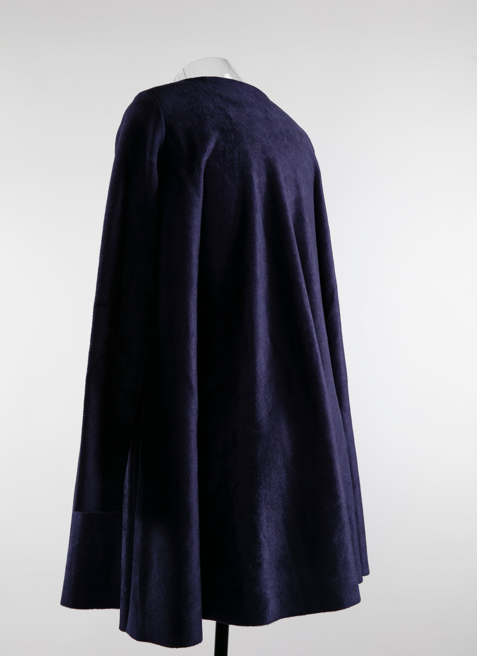 Loose velvet dress with long sleeves - Prussian Blue