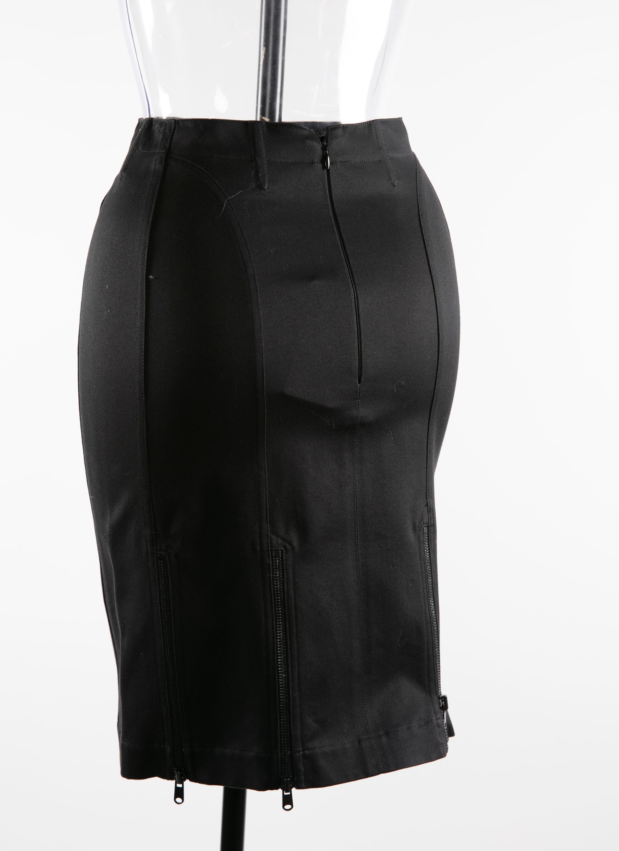 Jupe zippée courte en gabardine - Noir