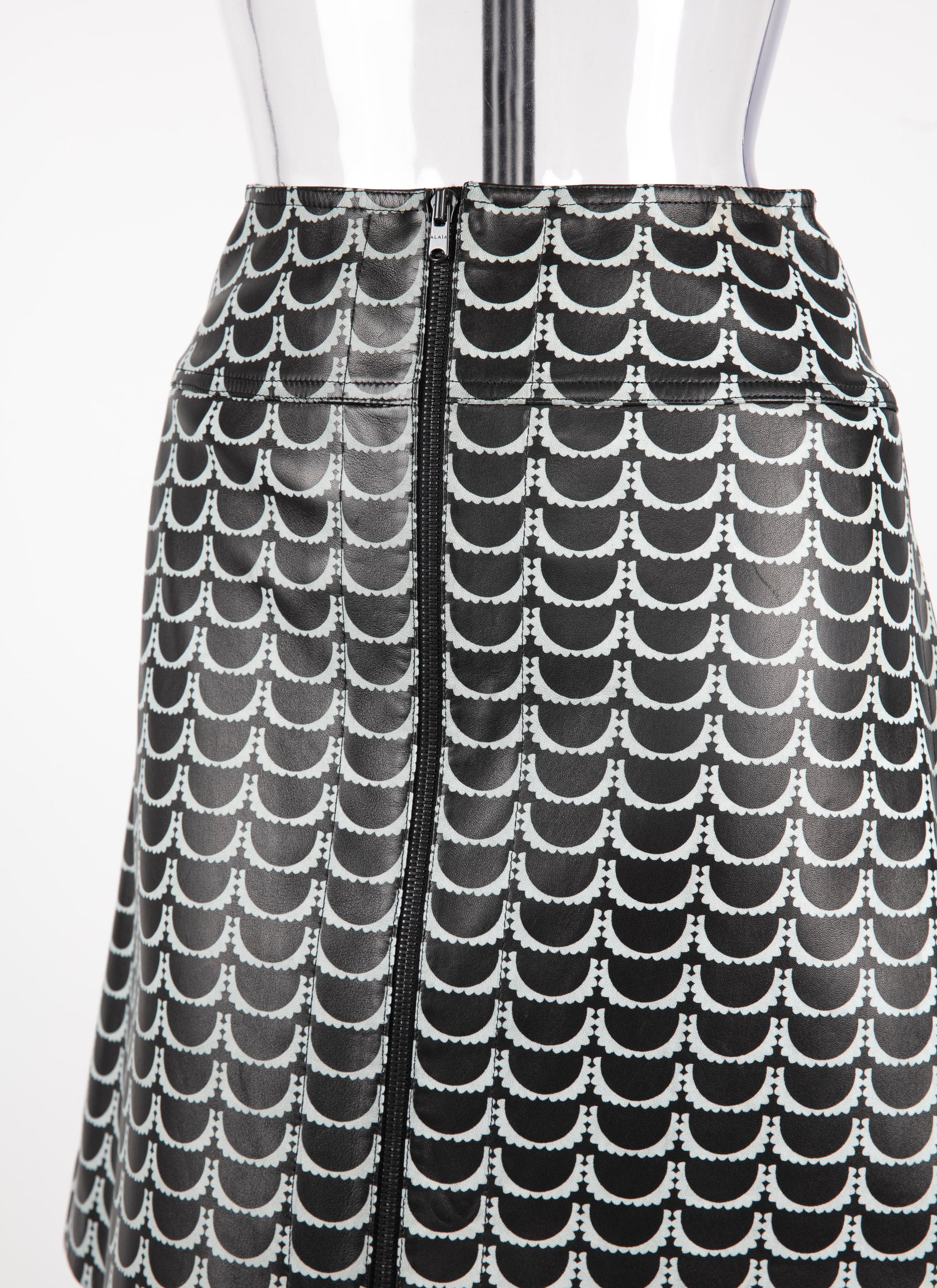 Jupe courte en cuir imprimée bicolore - Noir & Blanc