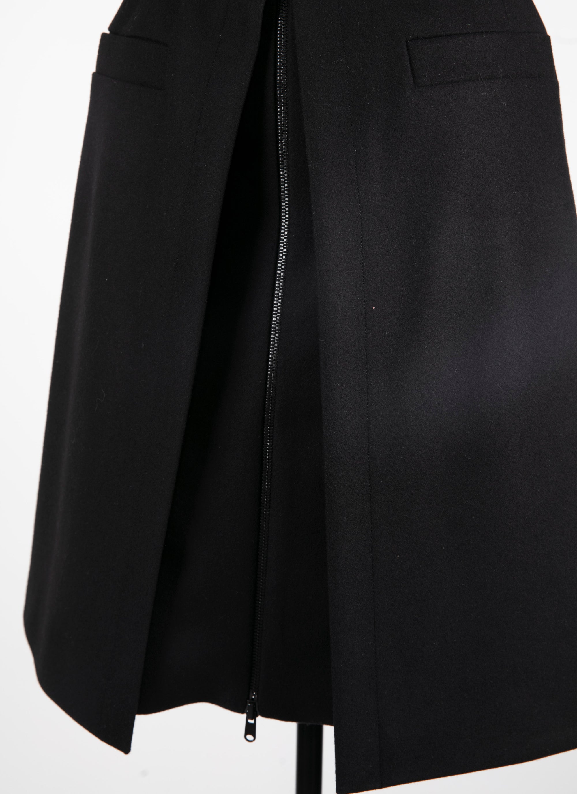 Wool skirt with zip and patch pockets - Black intense