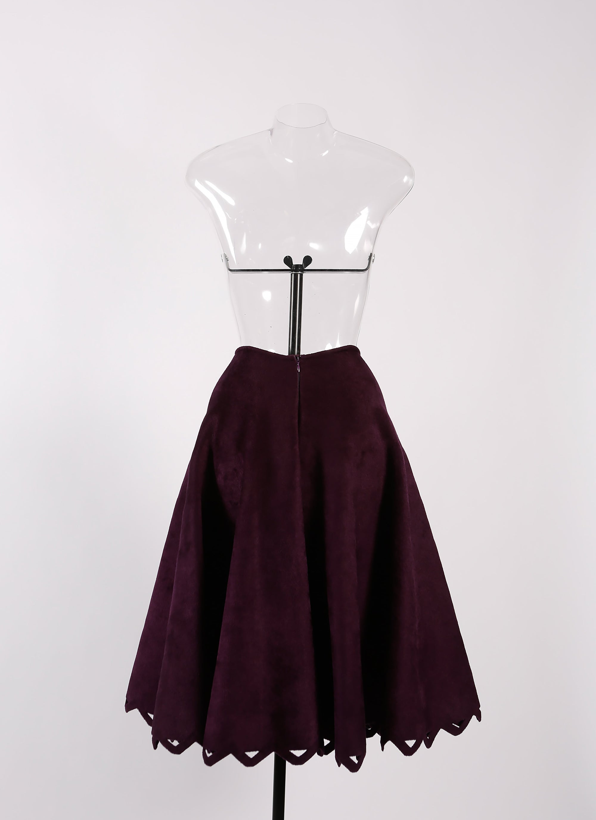 Mid-length skirt in velvet with open hem - Aubergine