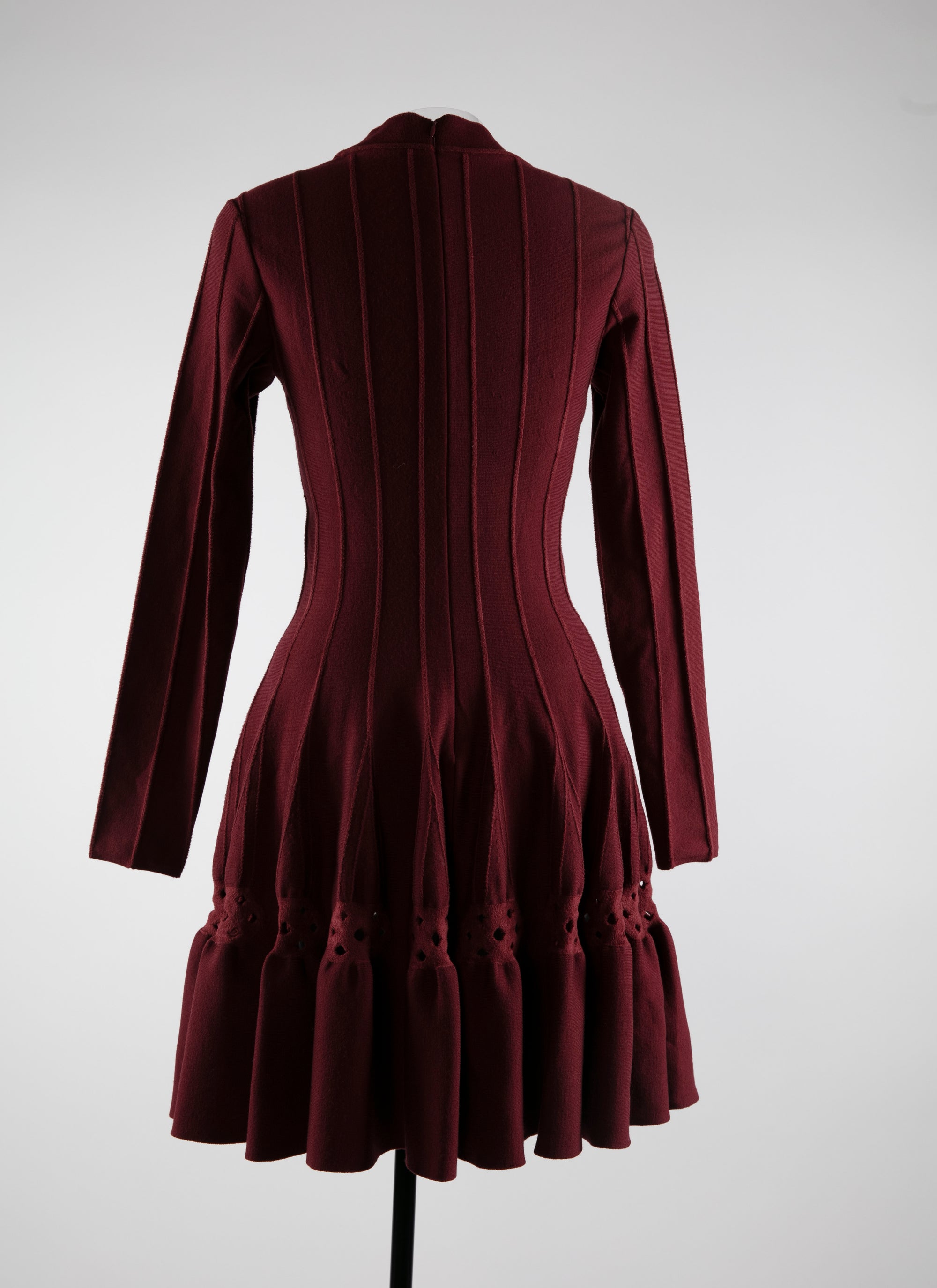 Robe maille structurée et silhouette définie - Bordeaux