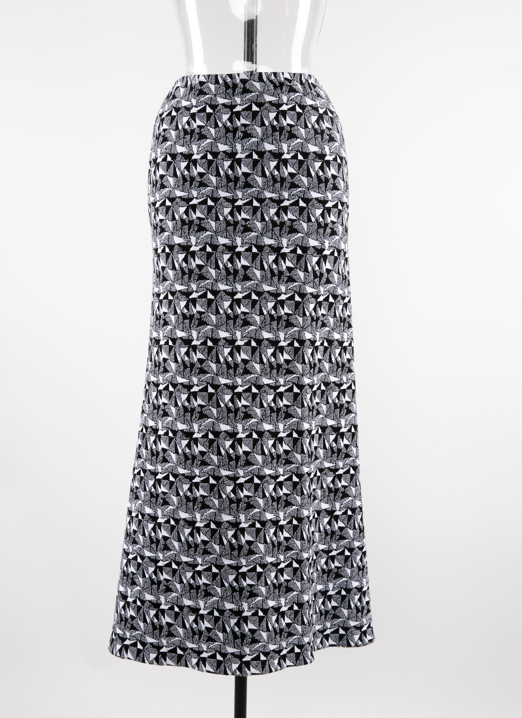 Long skirt with geometric print - Black & White