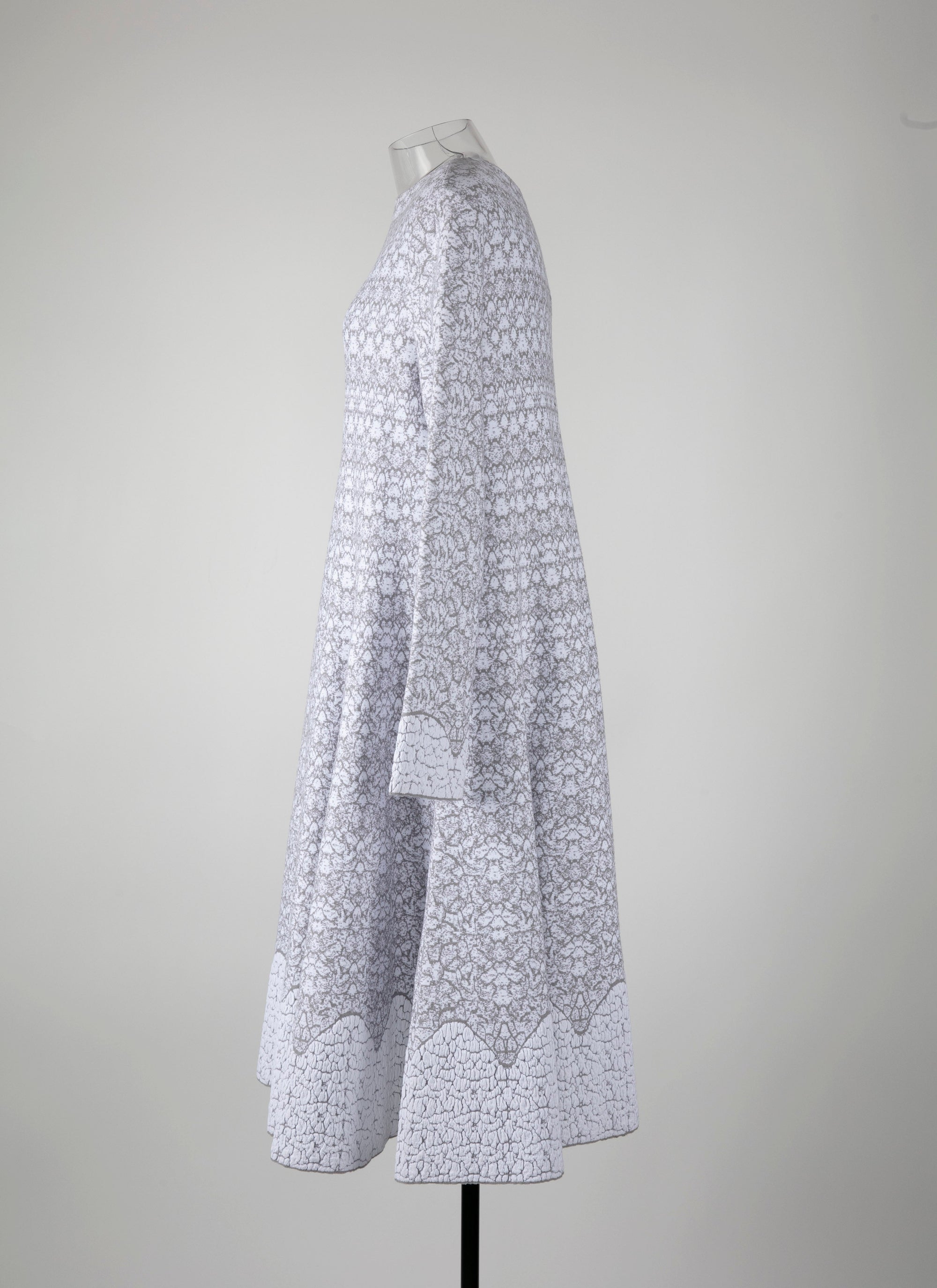Galatea knitted long-sleeved dress - White & Grey