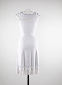 Sleeveless square-neck dress with lace hem - White