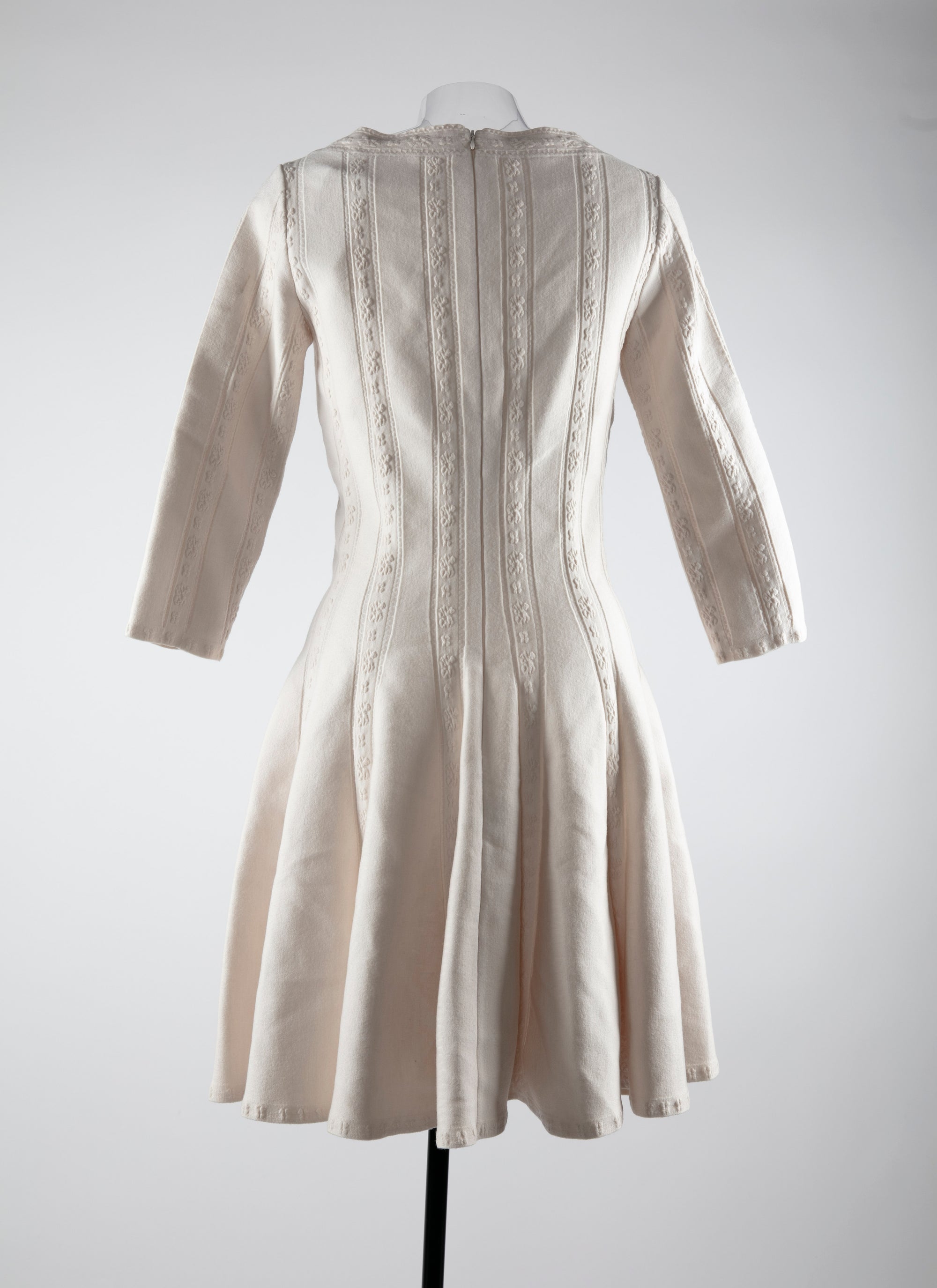 3/4-sleeve short dress in wool - White iridescent