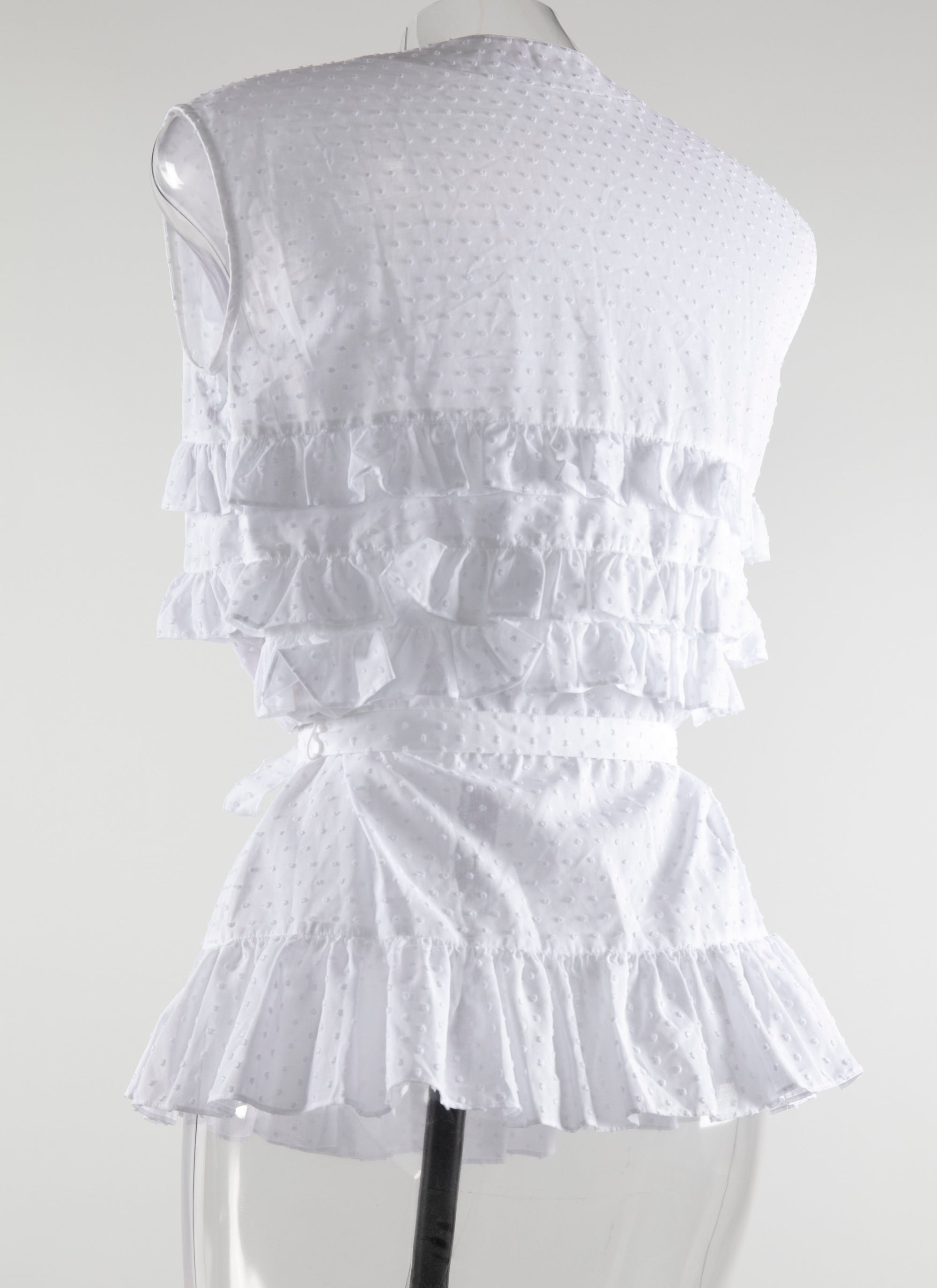 Tied sleeveless basque shirt with small ruffles - Optic White