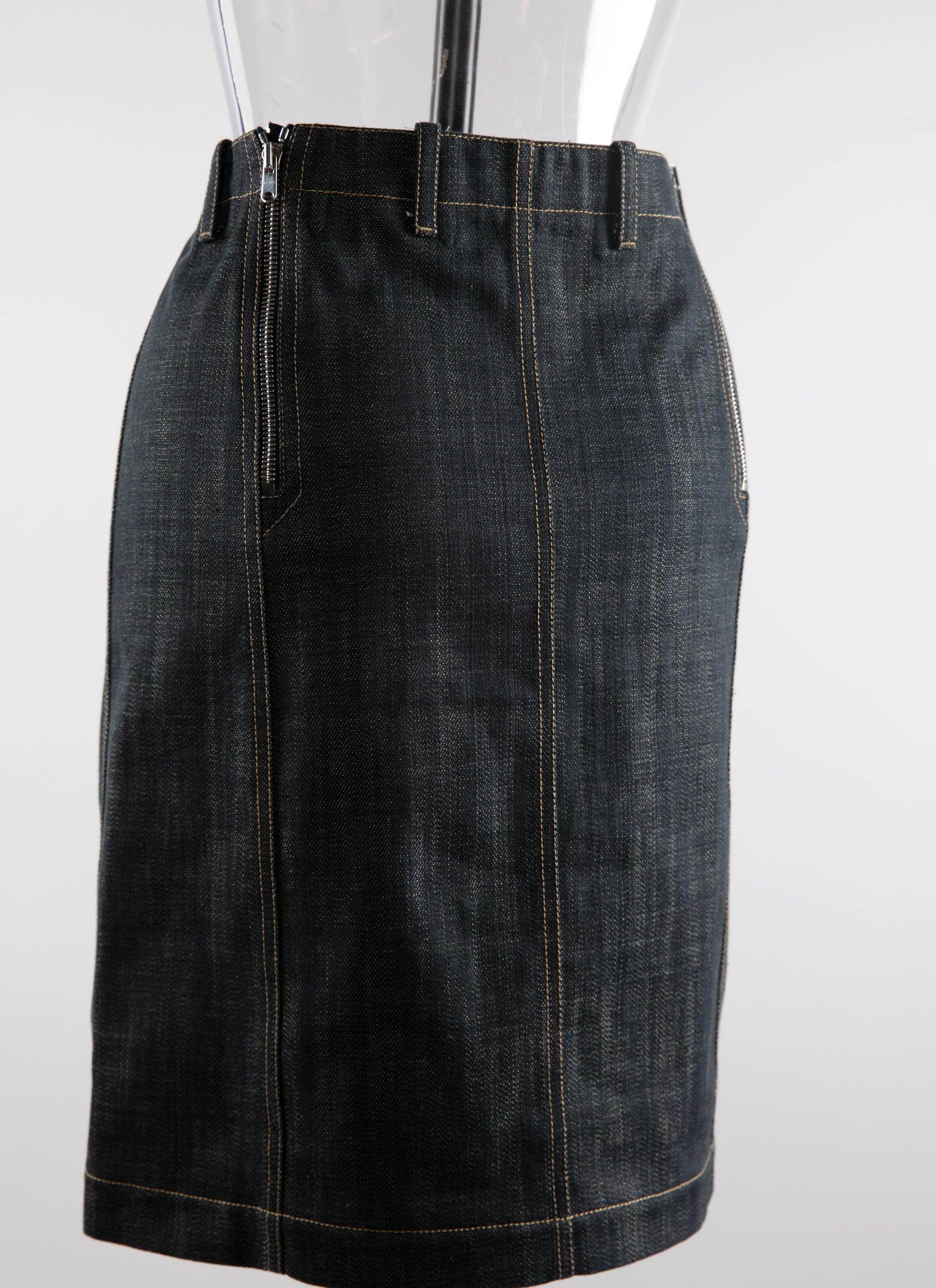 Short skirt with contrast stitching - Night