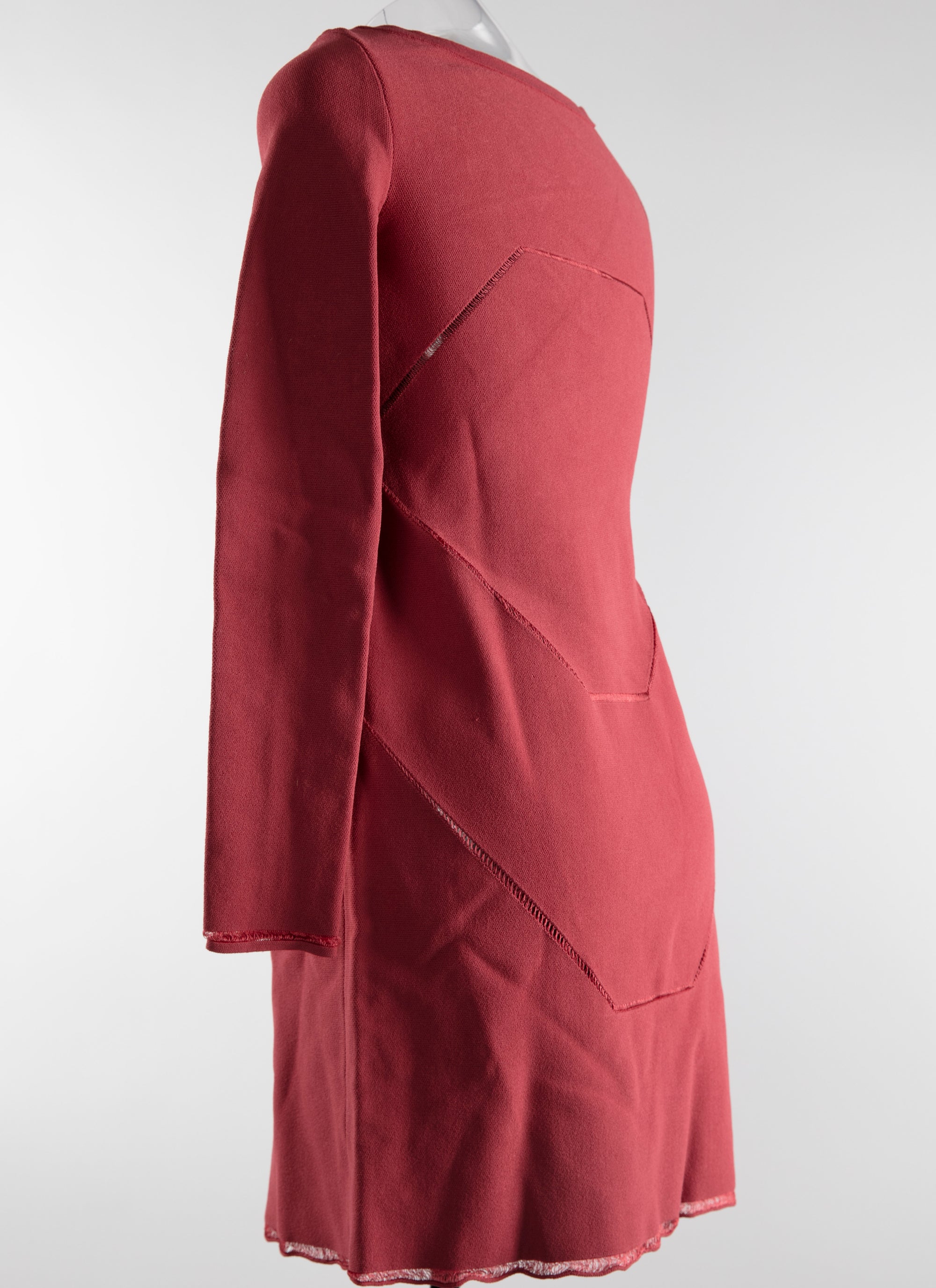 Long-sleeved dress with lace hem - Raspberry