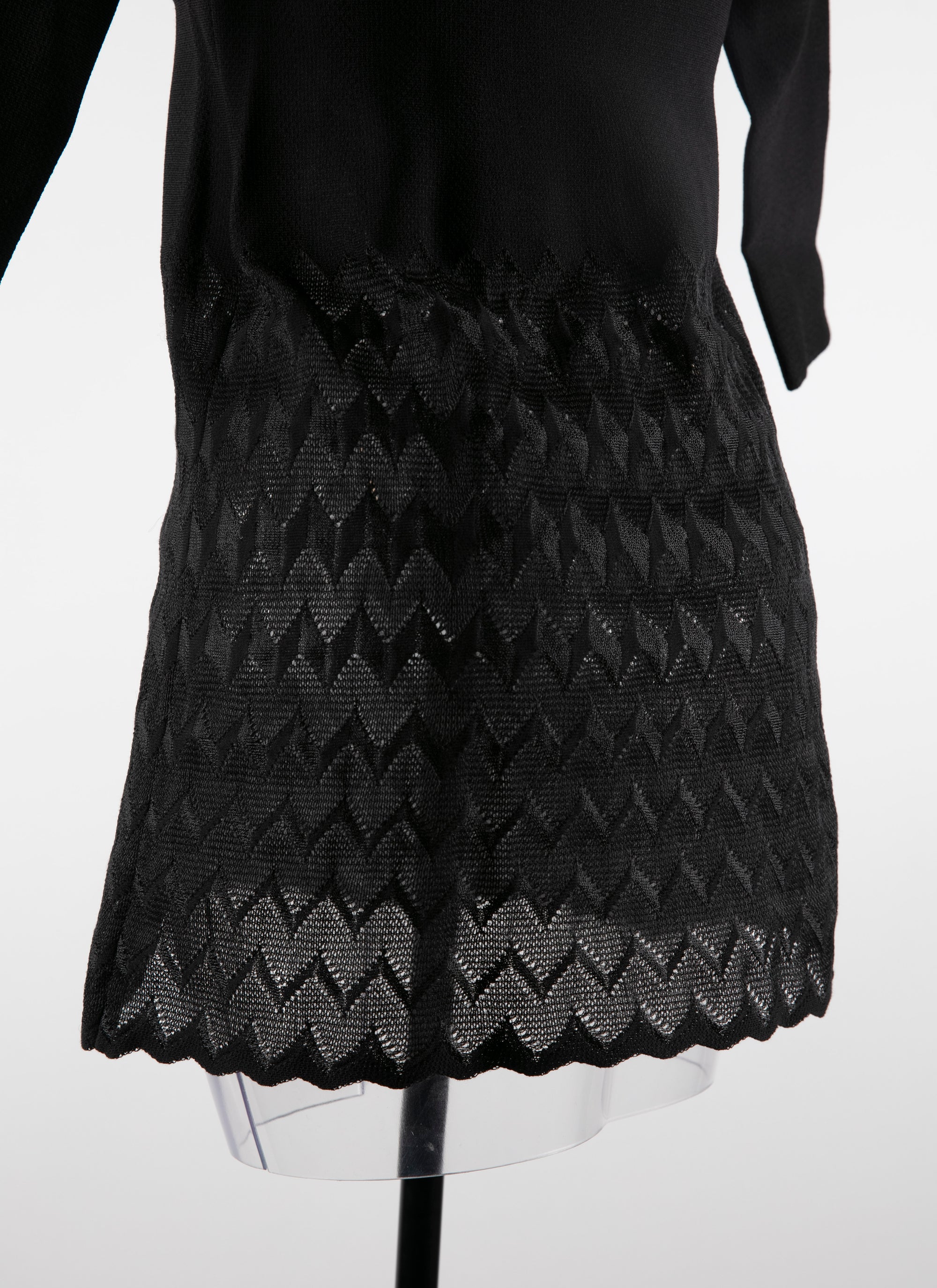 Long-sleeved dress with patterned skirt - Black intense
