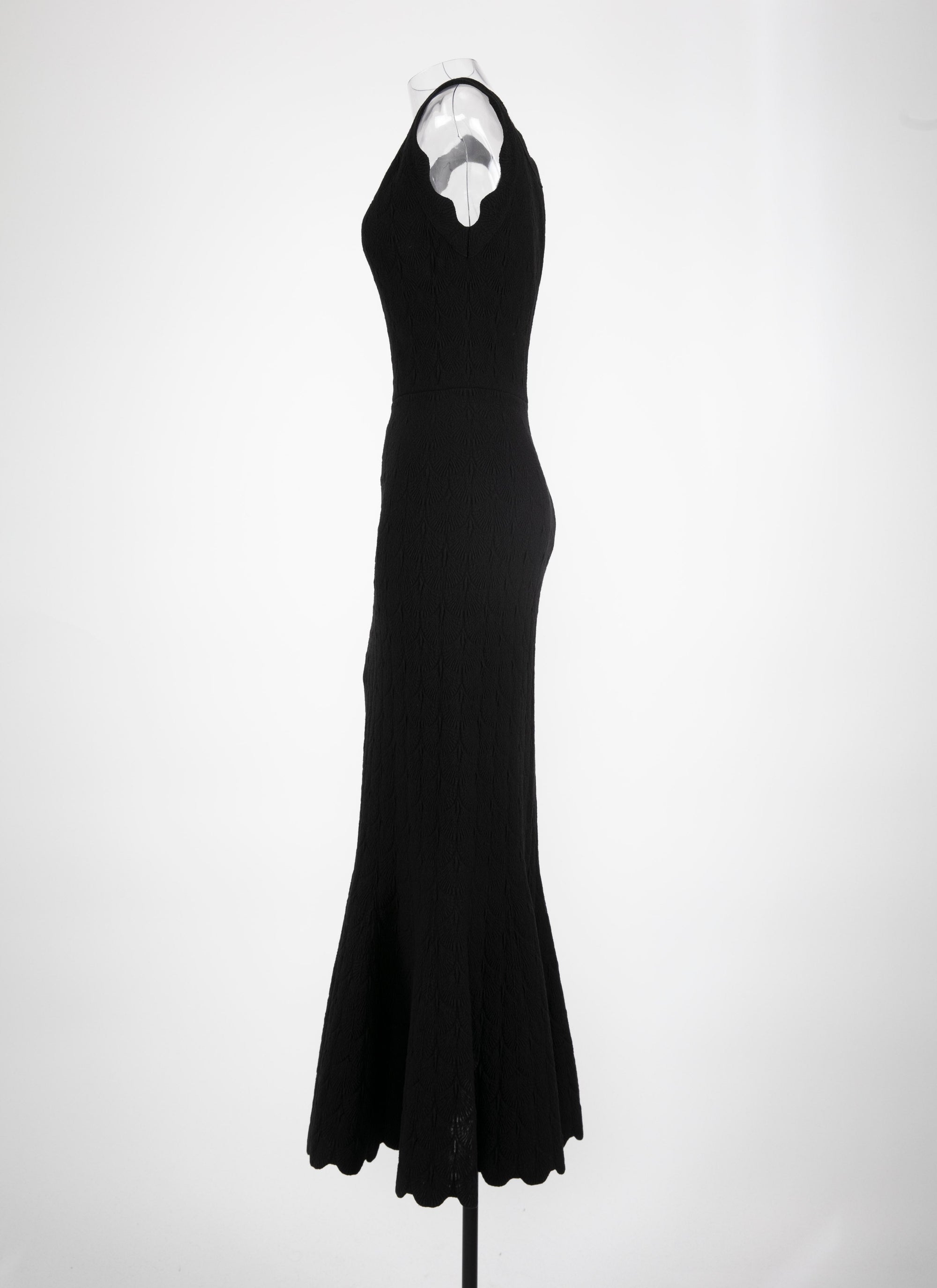 Long sleeveless dress Lotus - Black intense