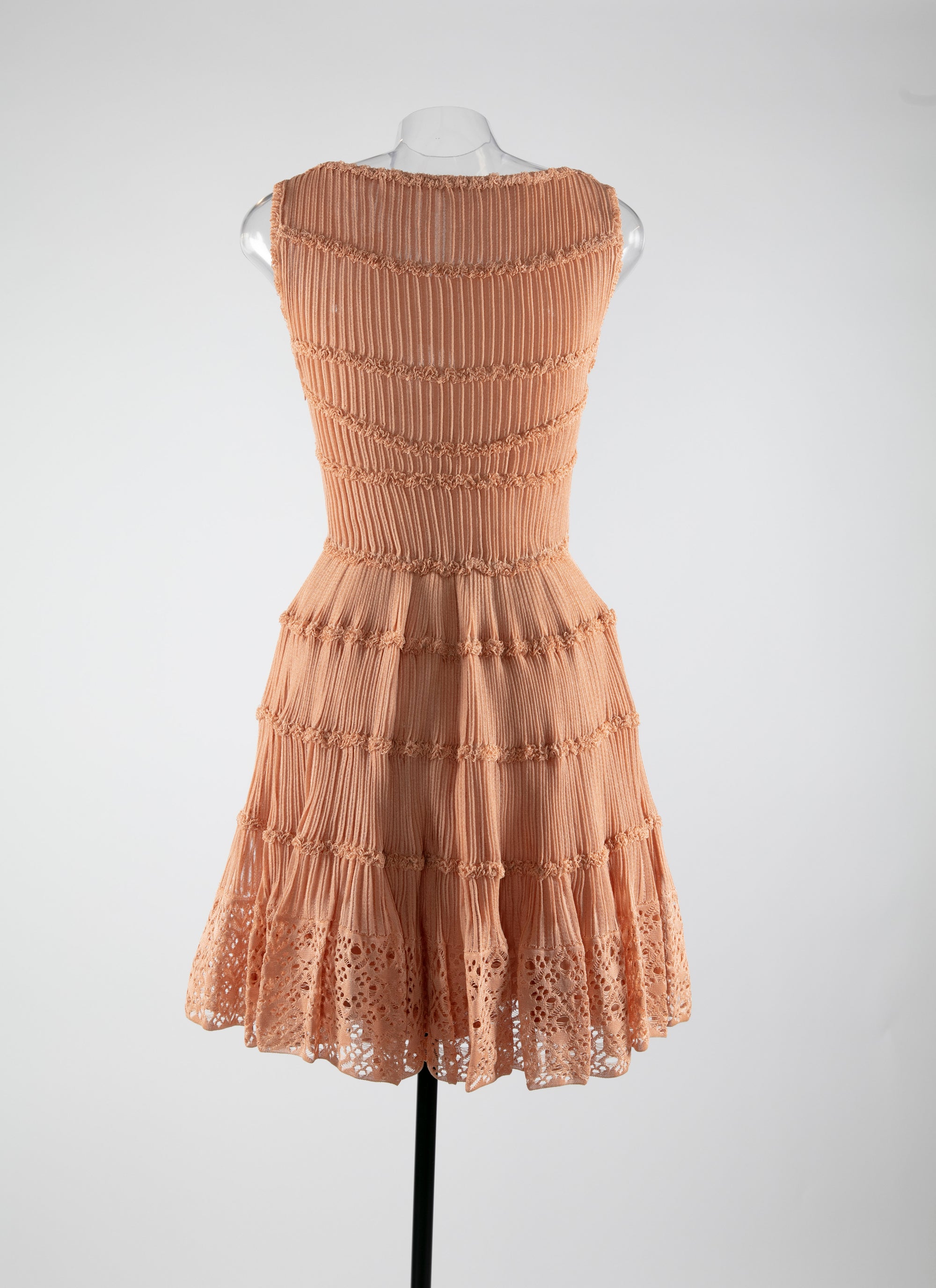 Sleeveless silk lace dress - Macadamia