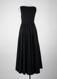 Sleeveless embroidered flowing dress - Black & Night