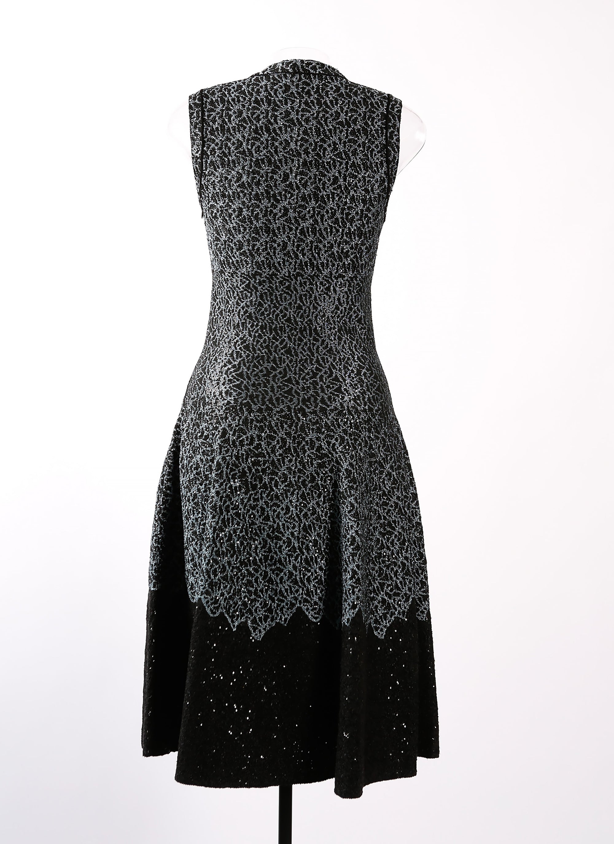 Jungle sleeveless knit dress - Black & Blue