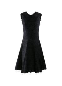 Flowing dress with scalloped hem in wool - Black & Night