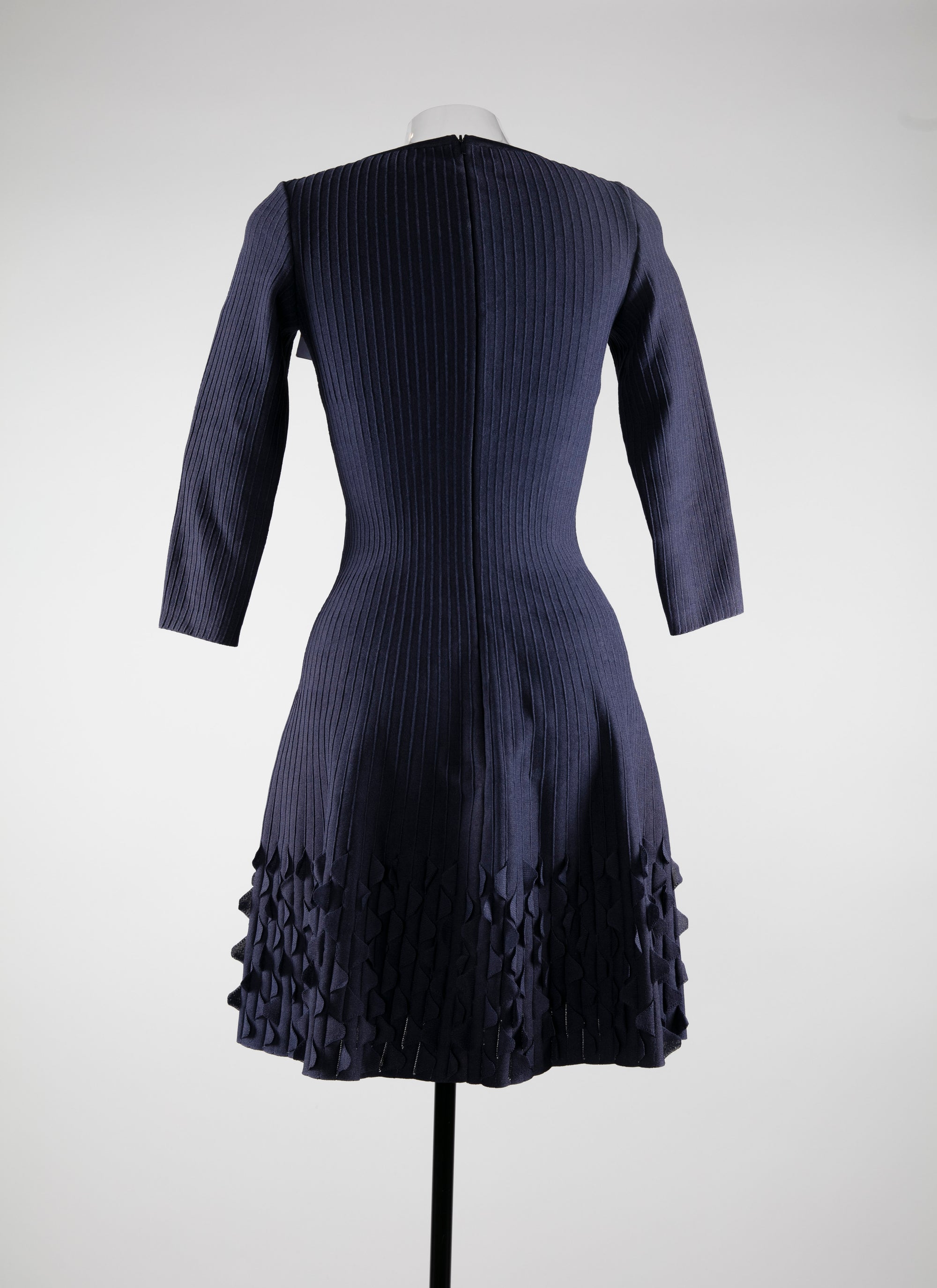 3/4 sleeves dress with embossed details - Cobalt