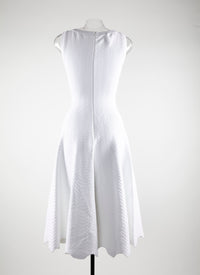 Sleeveless midi-length dress - White