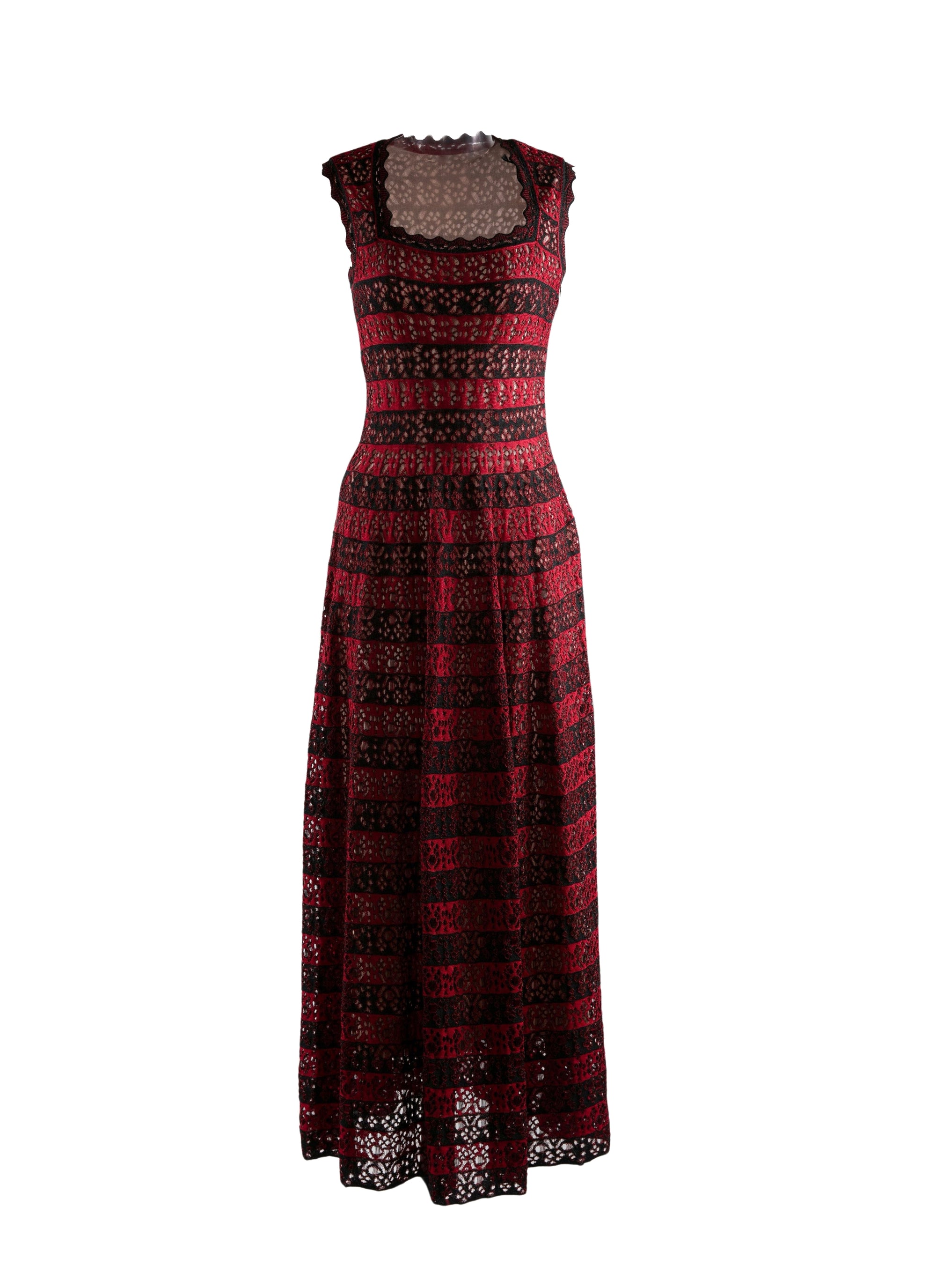 Scalloped square neck sleeveless dress - Black & Red