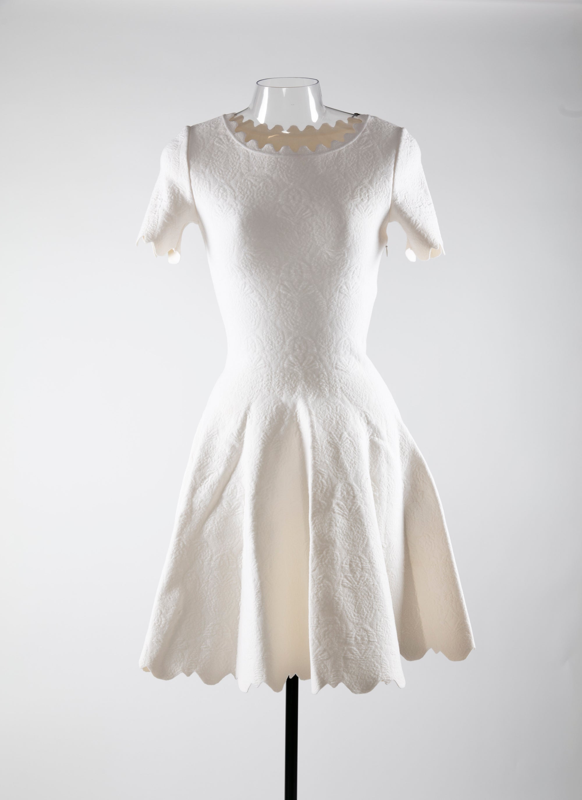 Eden short-sleeved dress in wool - Pearly White