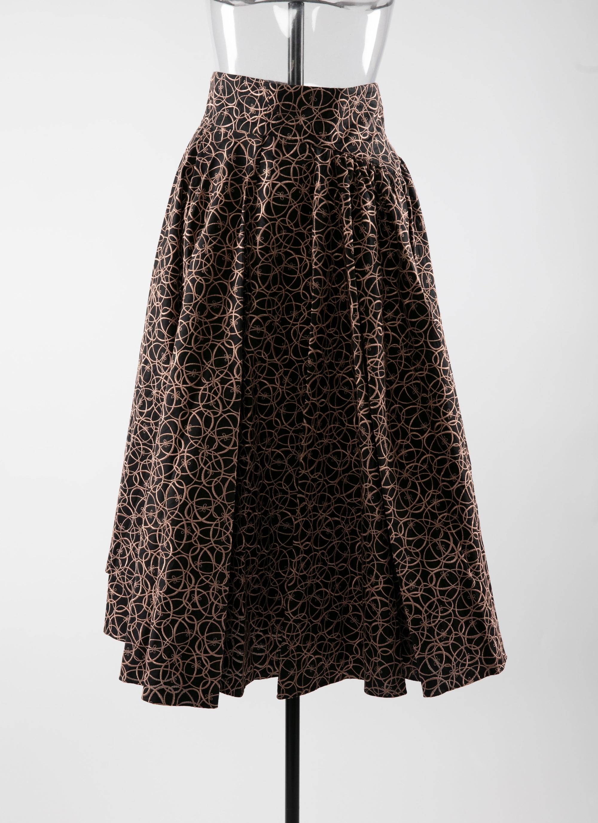 Midi skirt with geometric embroidery - Black & Pink