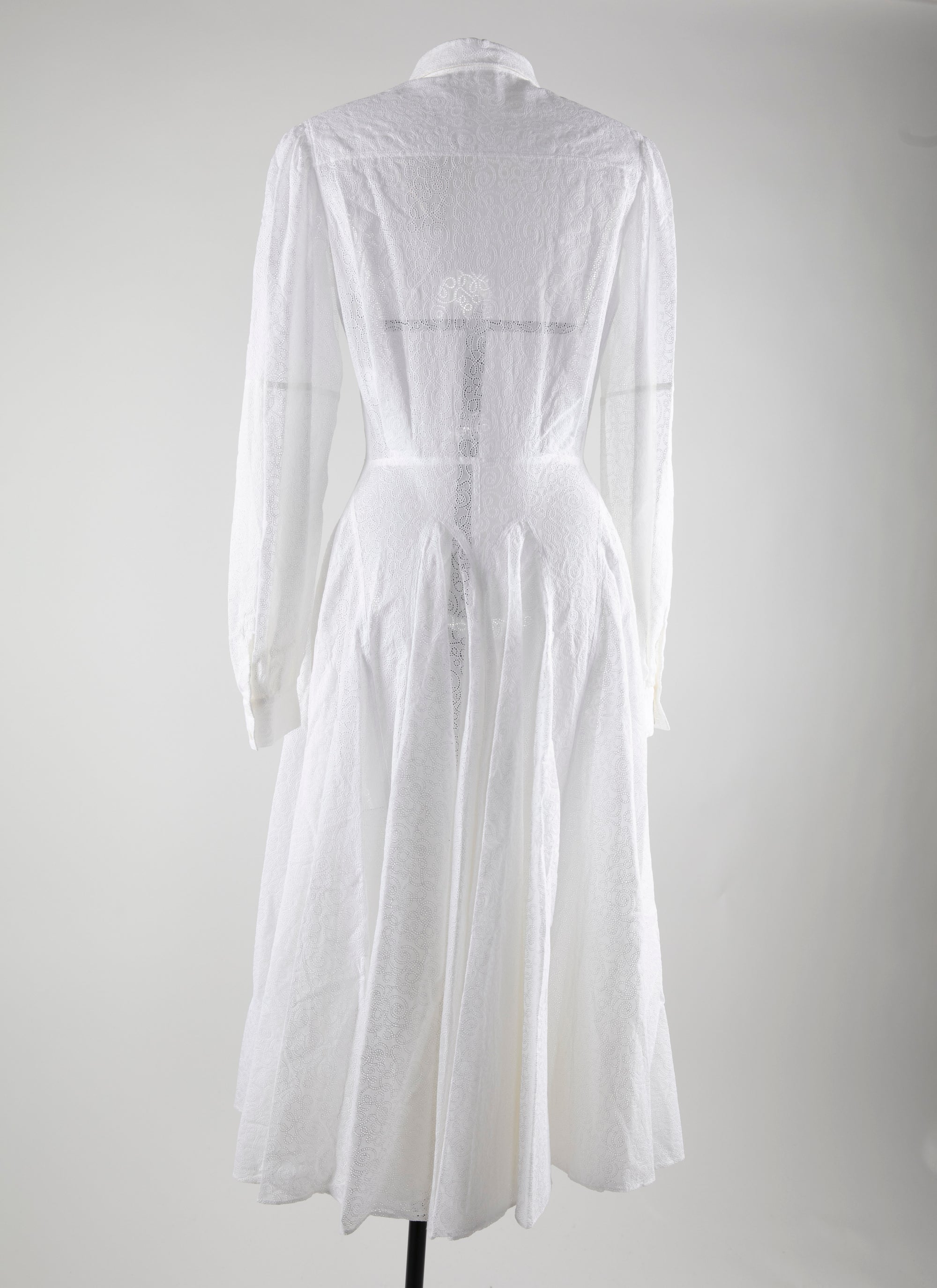 Robe chemise à manches longues perforée - Blanc