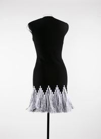 Sleeveless dress with contrasting fringes - Black & White