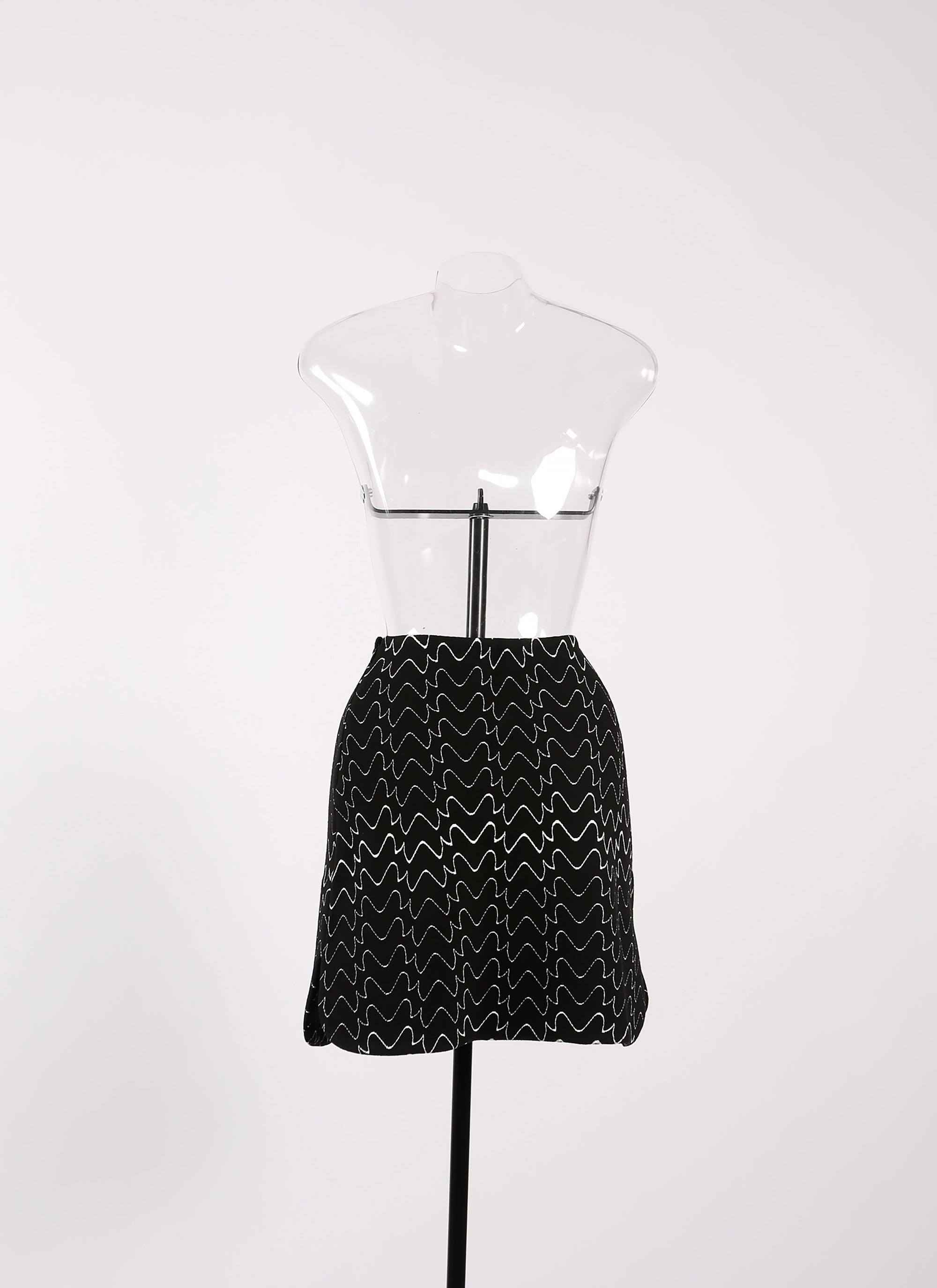 Wool Filigree mini skirt - Black & White