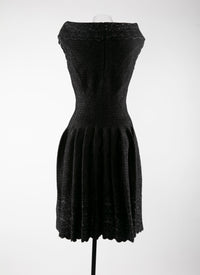 Sleeveless pleated boat neck dress - Black & Silver