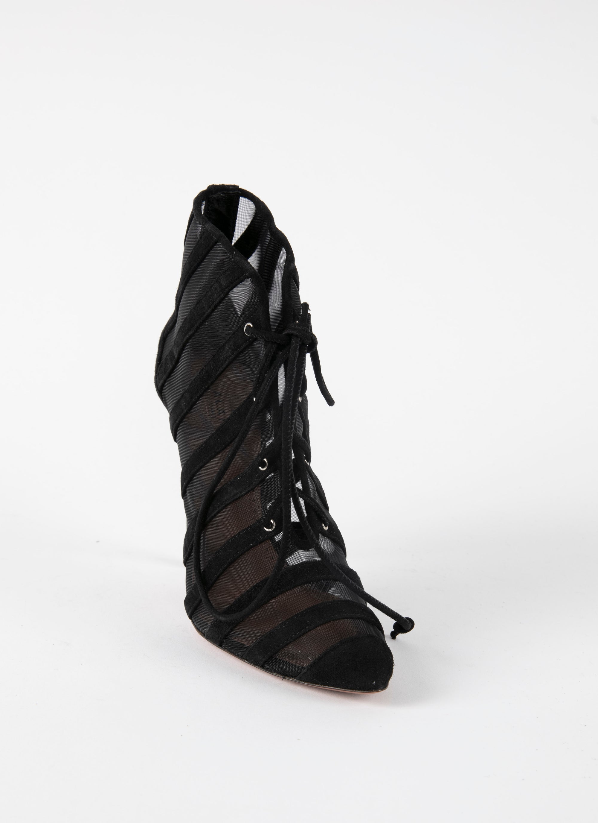 Boots 110 - Black & Black