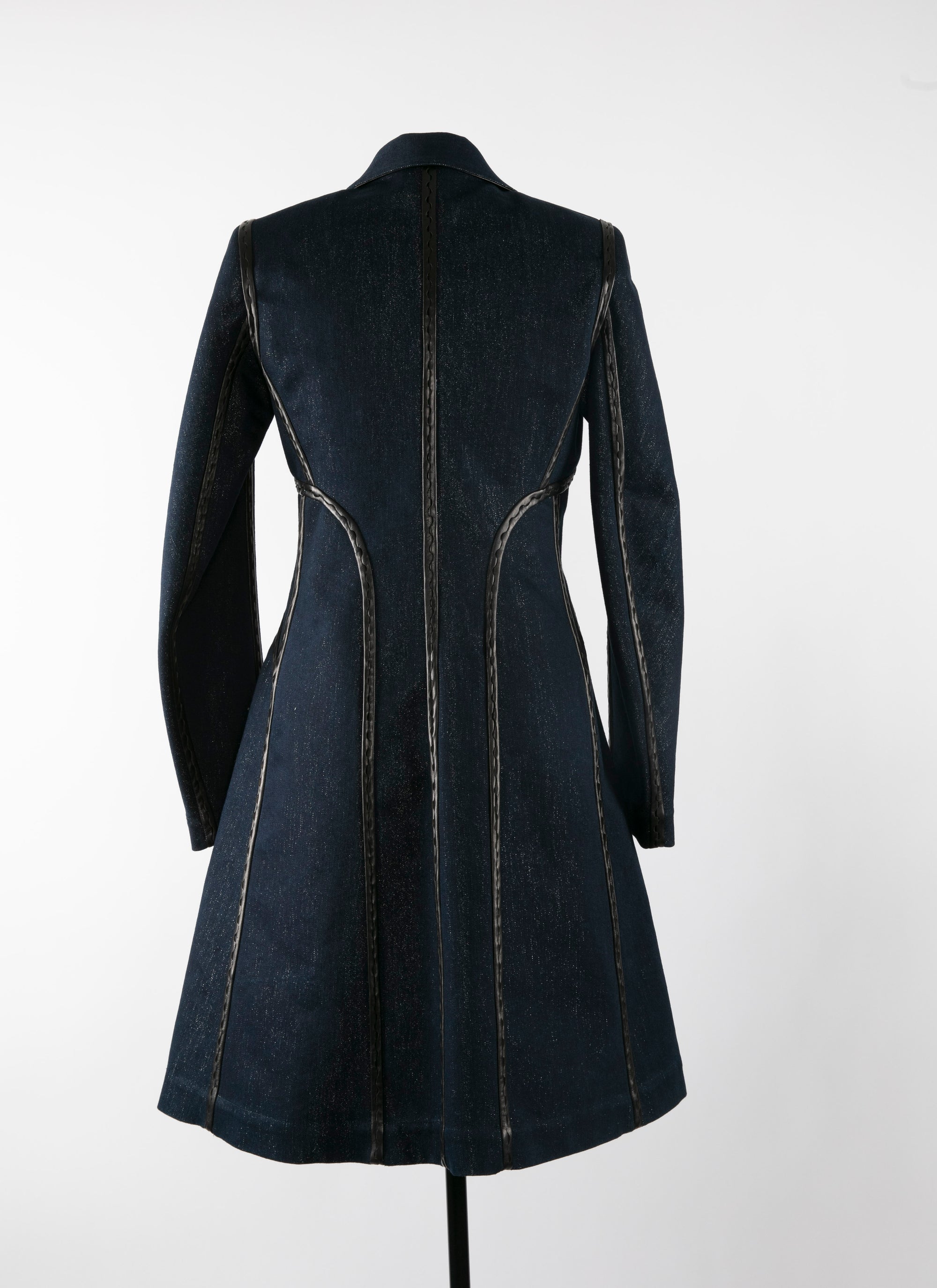 Buttoned coat with leather details - Silver