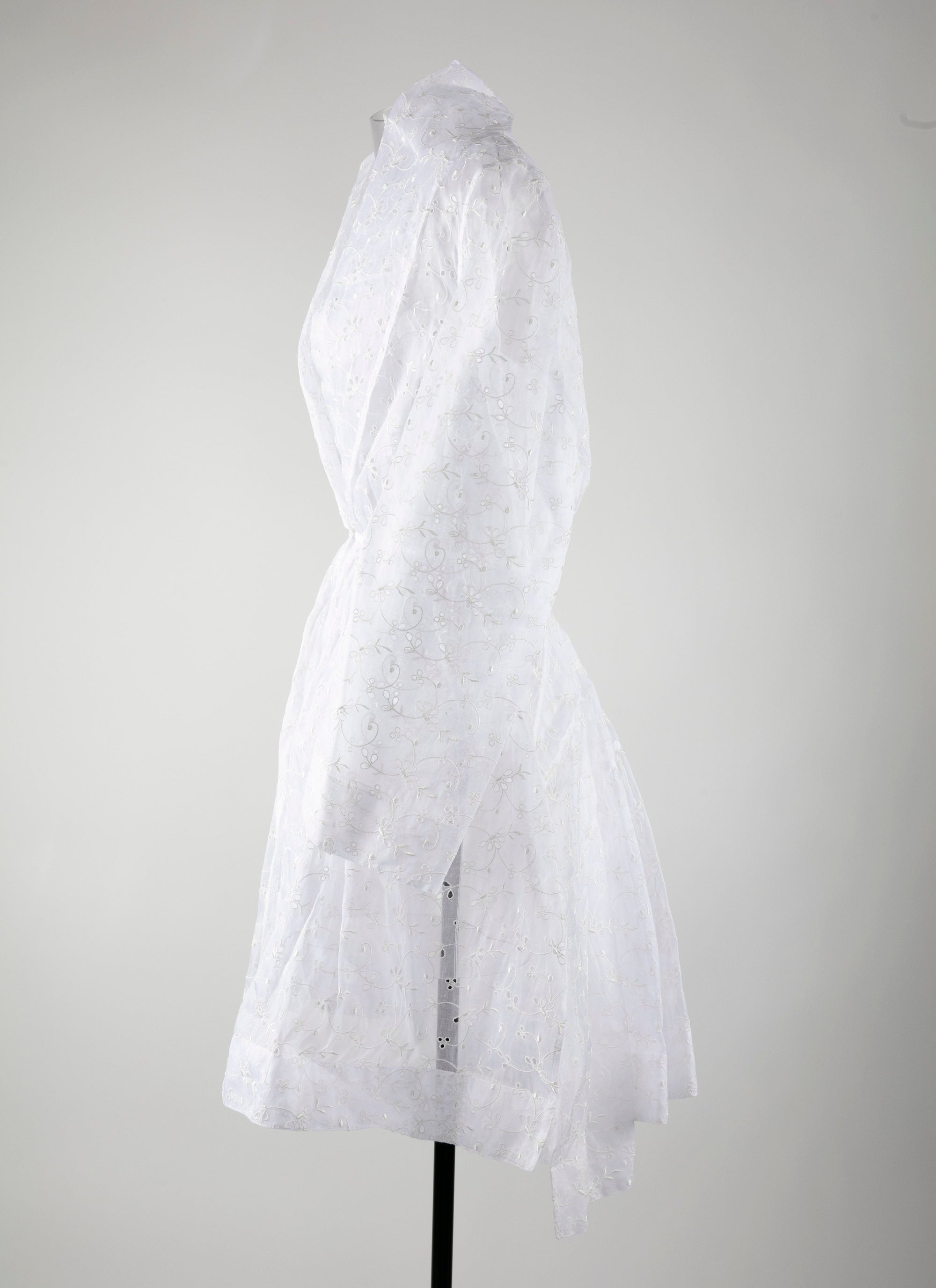 Long-sleeved floral dress - White