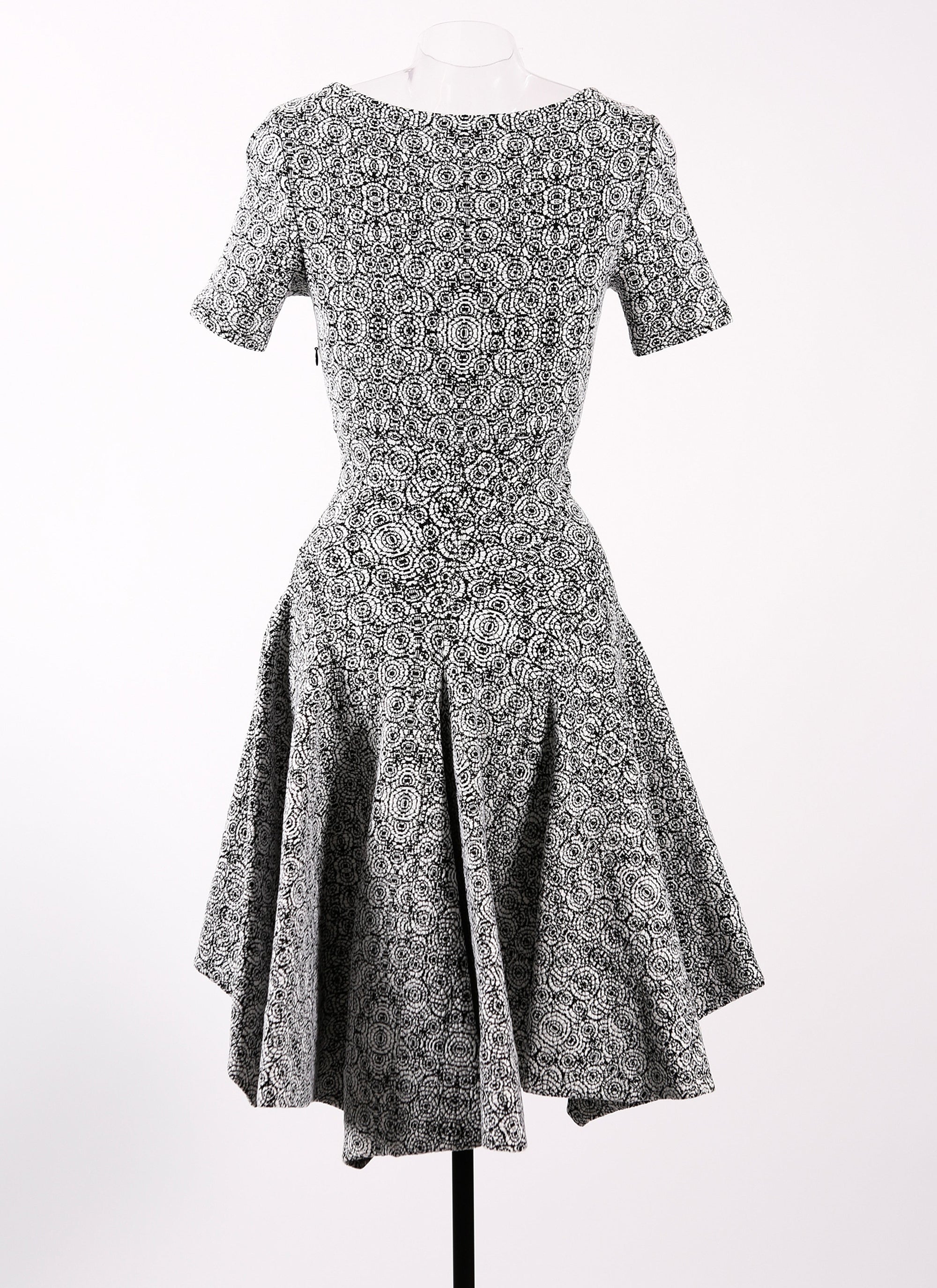 Spider short-sleeved knitted dress - White & Black