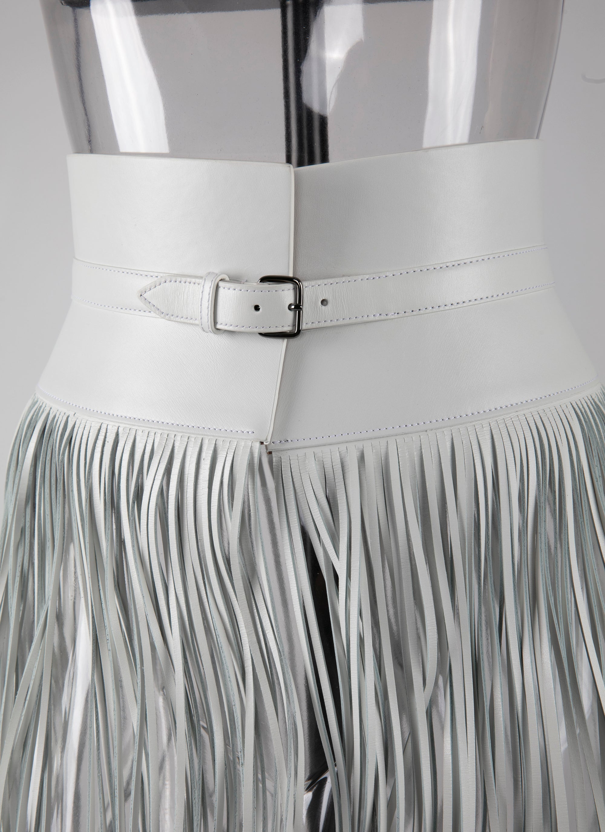 Long fringed corset belt in leather - Optic White