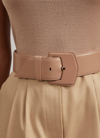 Oversized geometric buckle belt in leather - Aloe