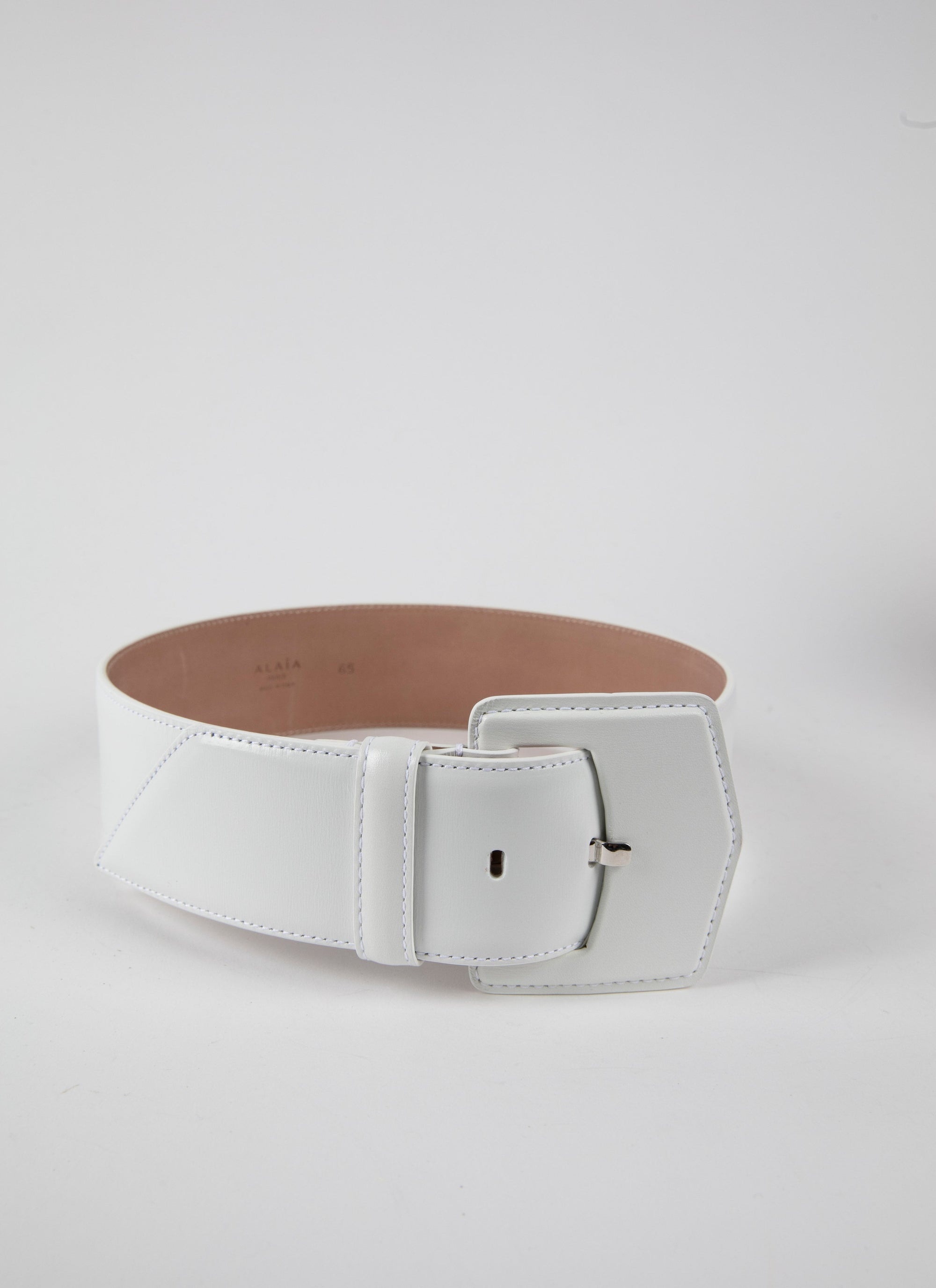 Oversized Geometric Buckle Leather Belt - Optic White