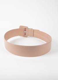 Oversized geometric buckle belt in leather - Sand