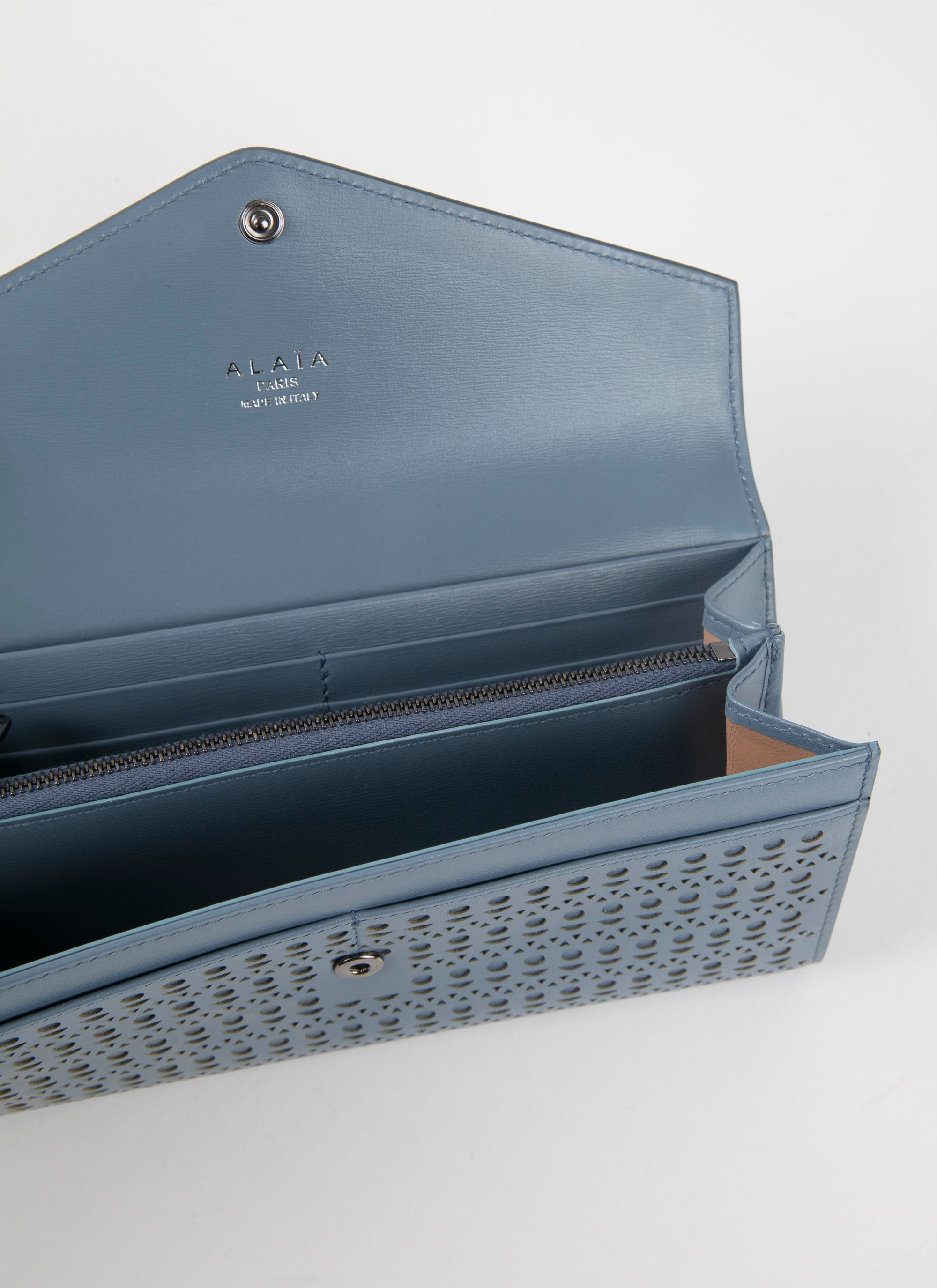 Openwork flap wallet in leather - Embrun