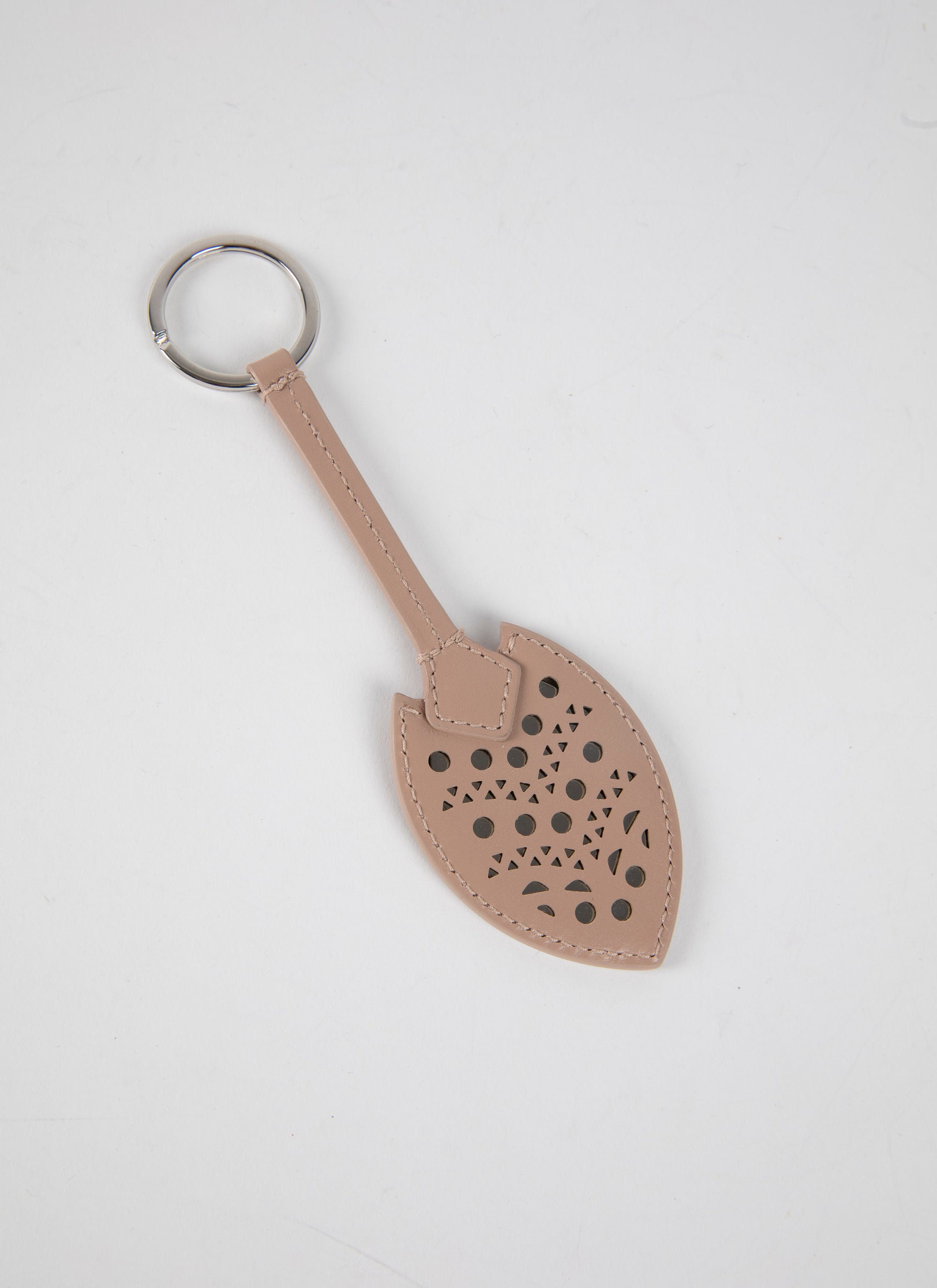 Openwork key ring with leather mirror - Sand