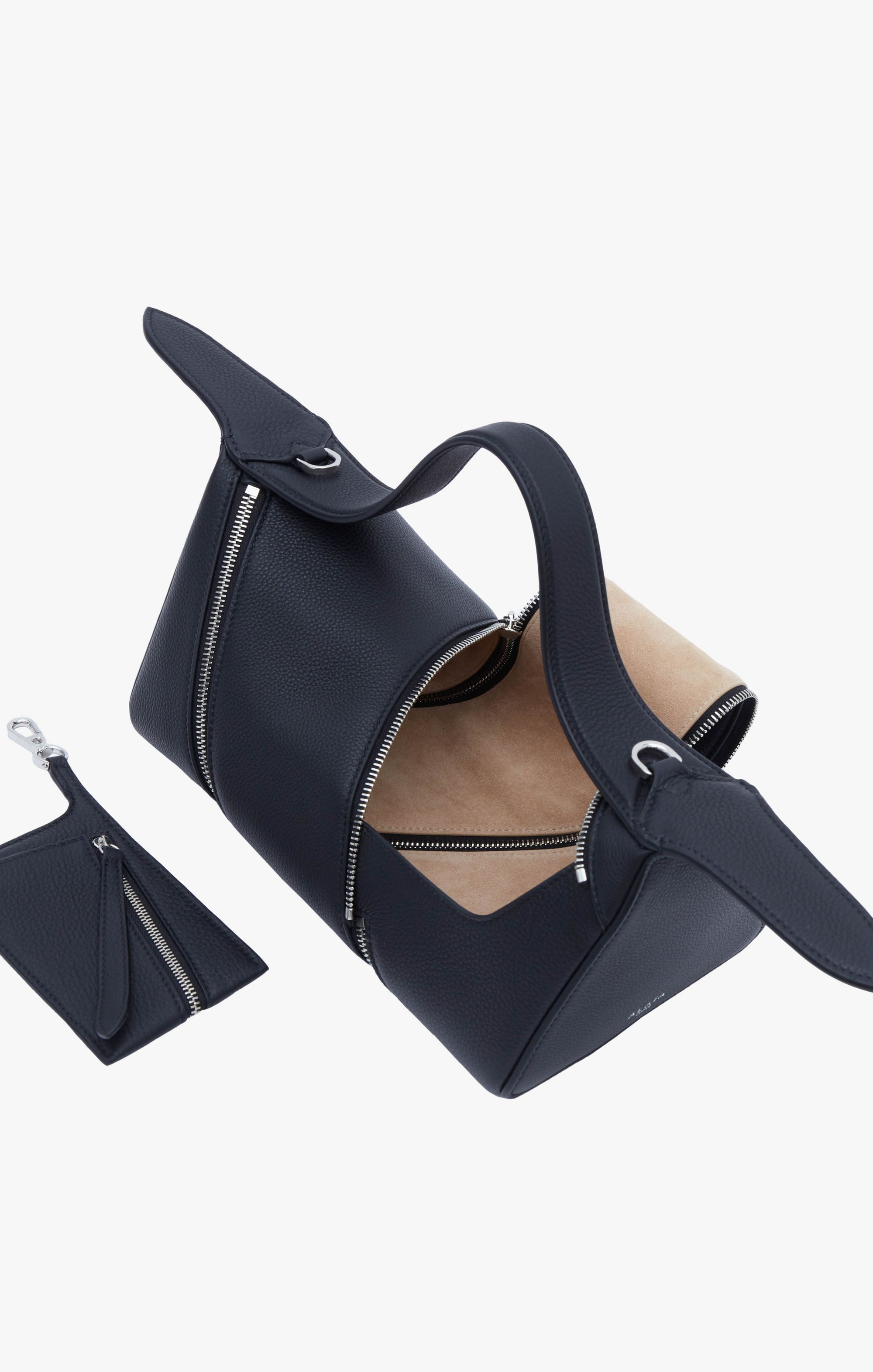 Le Zip bag in grained leather - Black