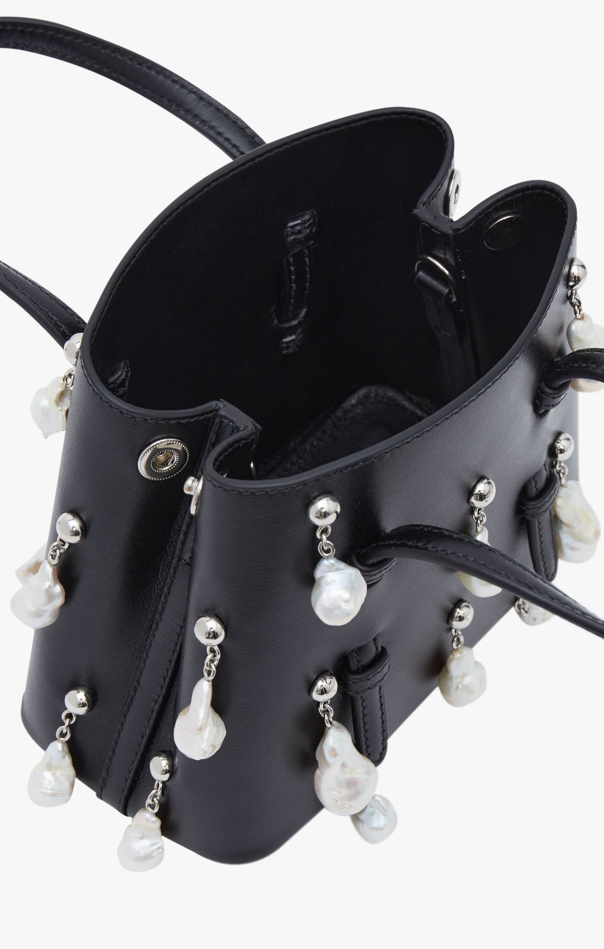 Bag Mina 16 in leather - Black