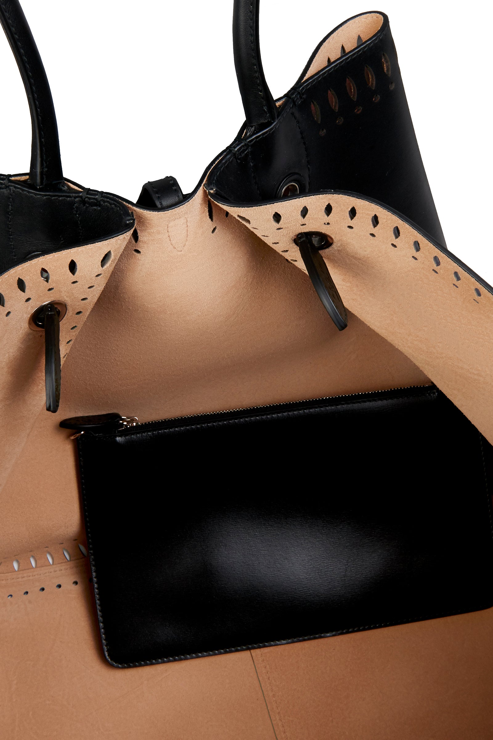 Shoulder bag Angele 32 in leather - Black