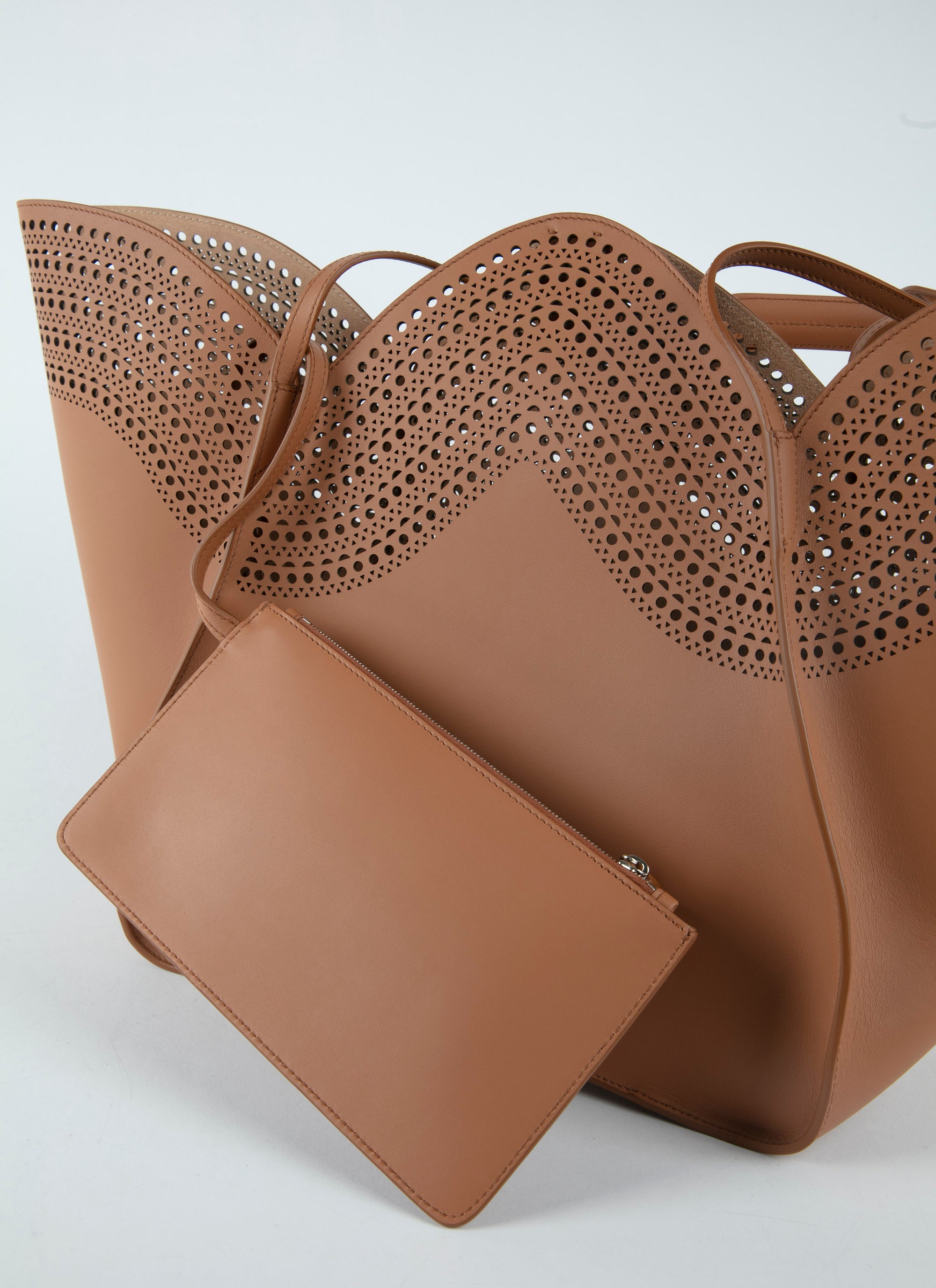 Lili 24 Bag - Golden Brown