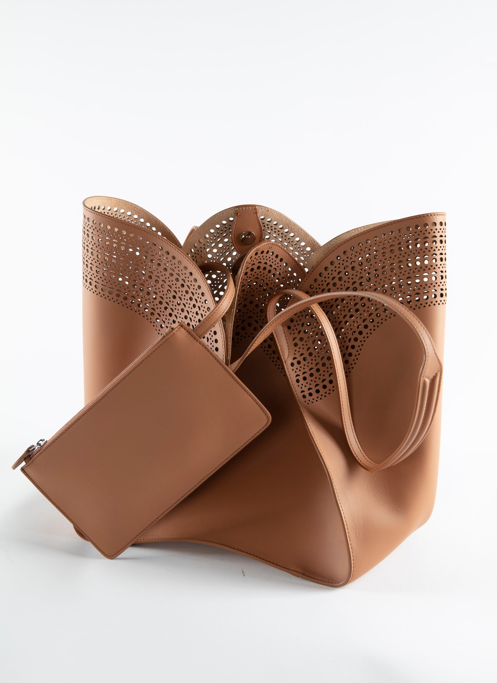 Lili 24 Bag - Golden Brown