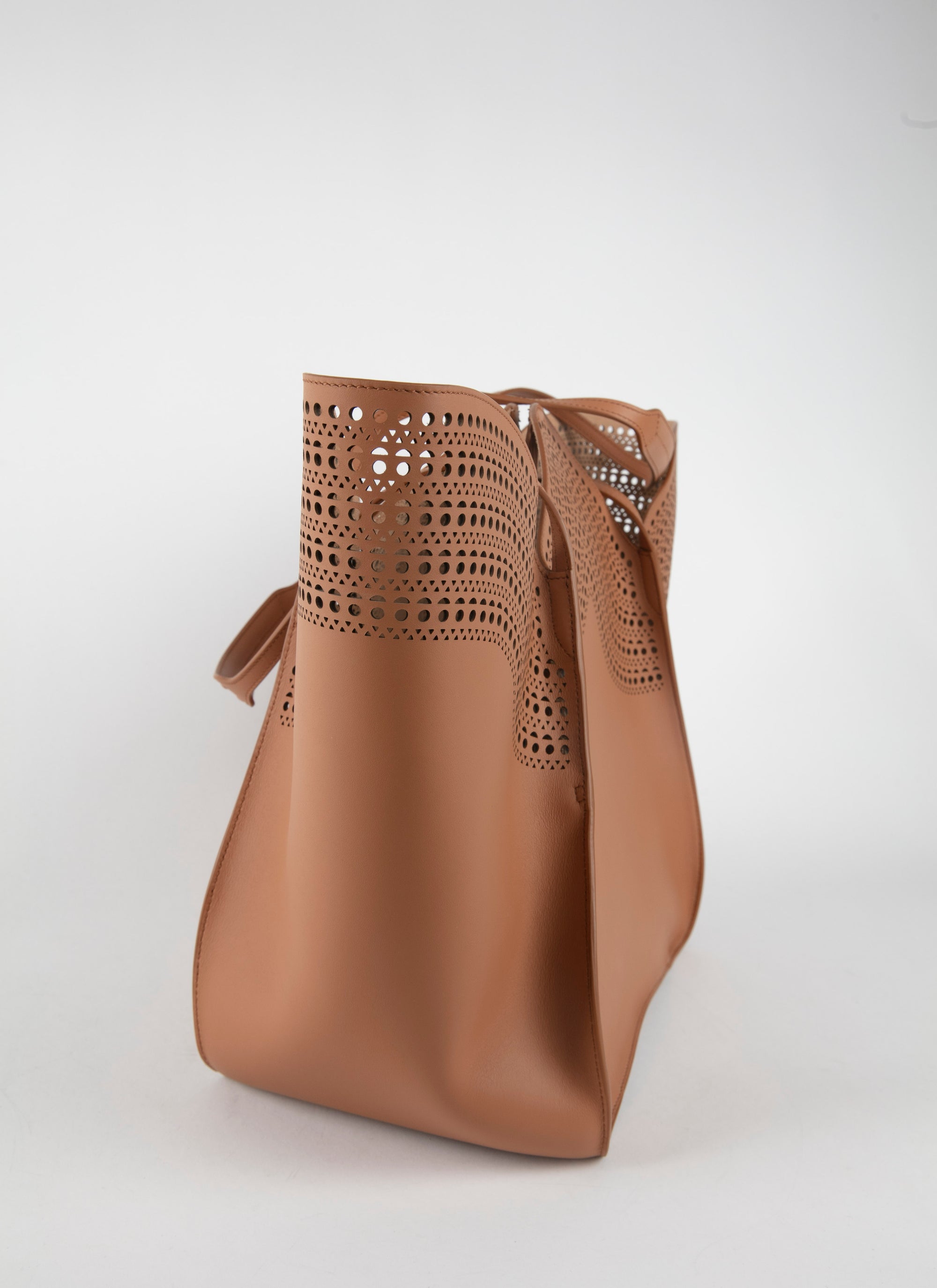 Lili 24 Bag - Golden Brown
